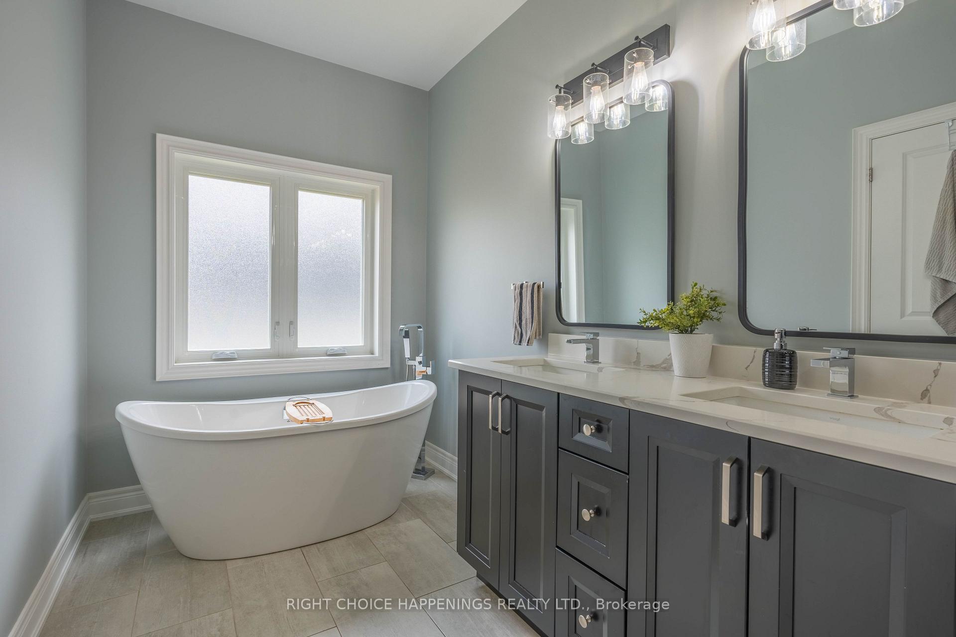 Photo 13 of 28 Harvard Court, Welland, Dain City — HOMEH