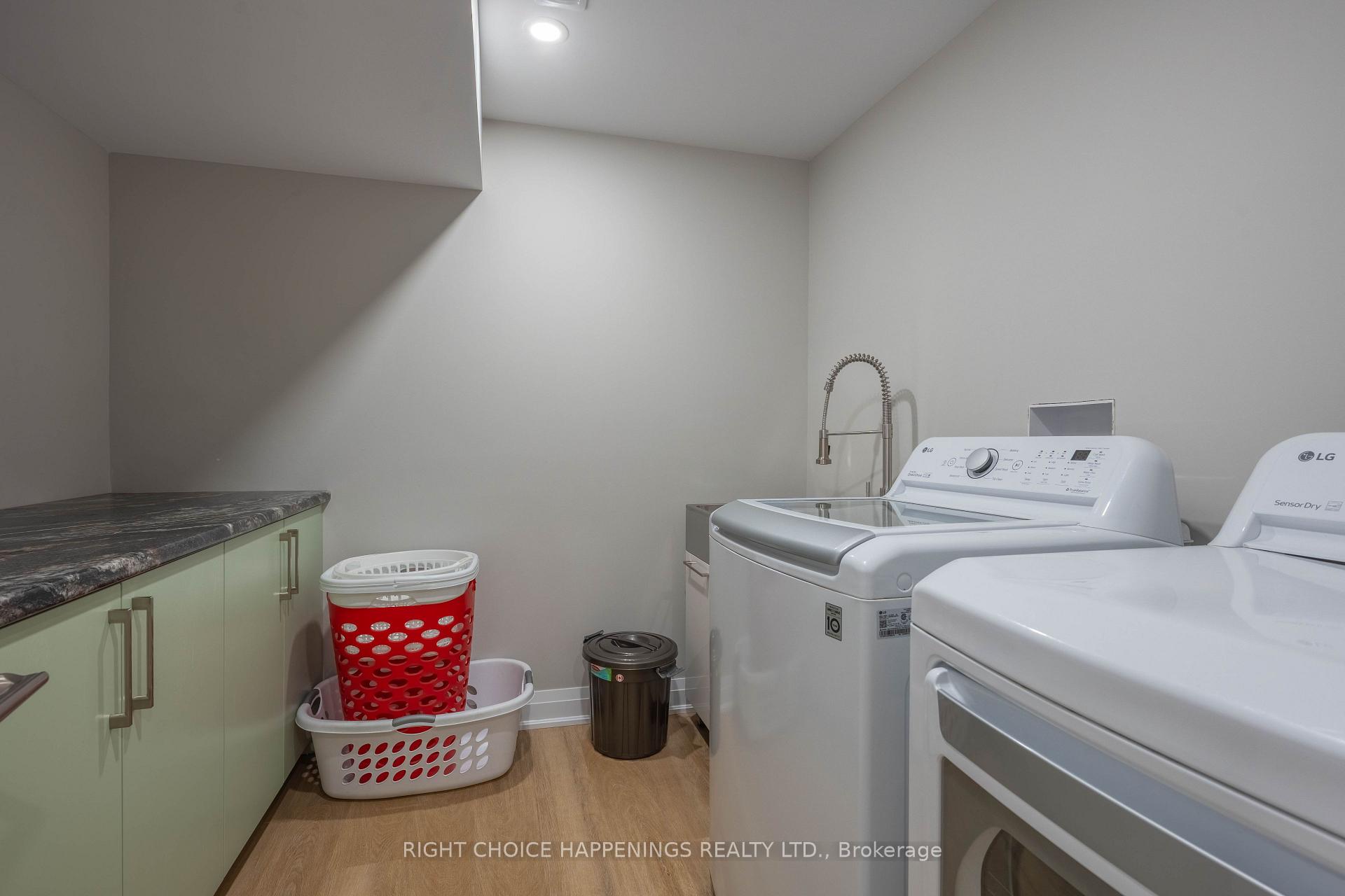 Photo 22 of 28 Harvard Court, Welland, Dain City — HOMEH