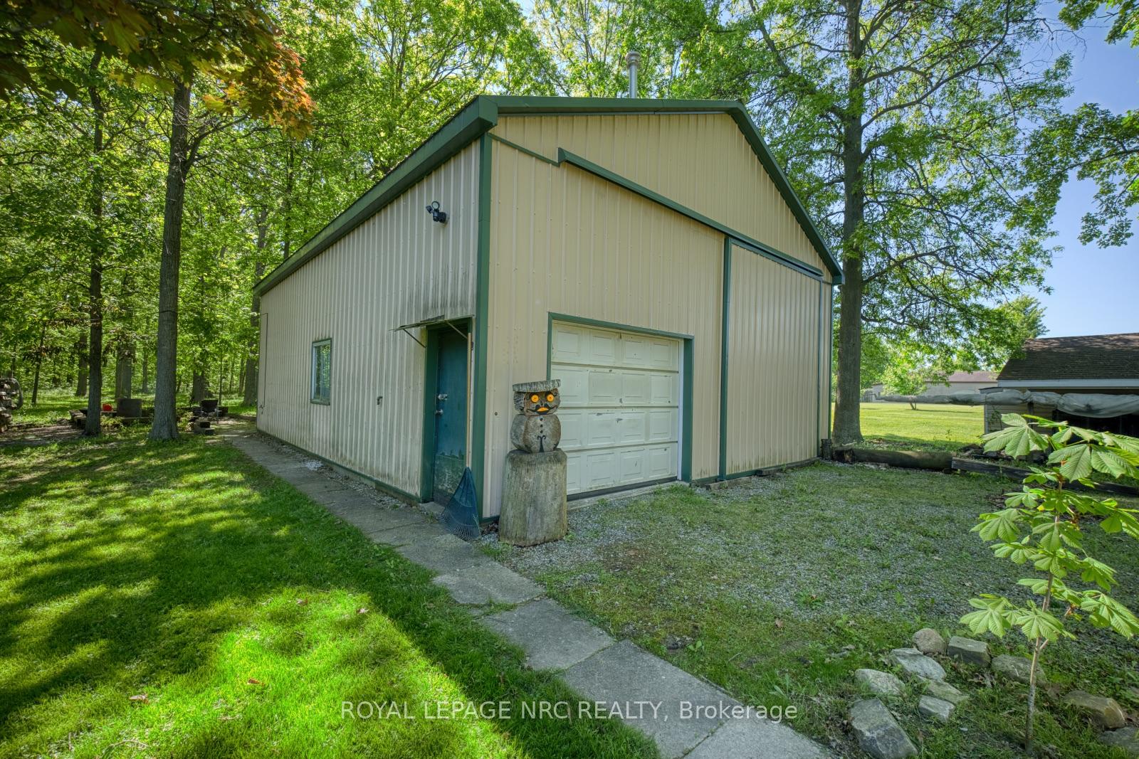 Photo 3 of 270 Doans Ridge Road, Welland, Cooks Mills — HOMEH