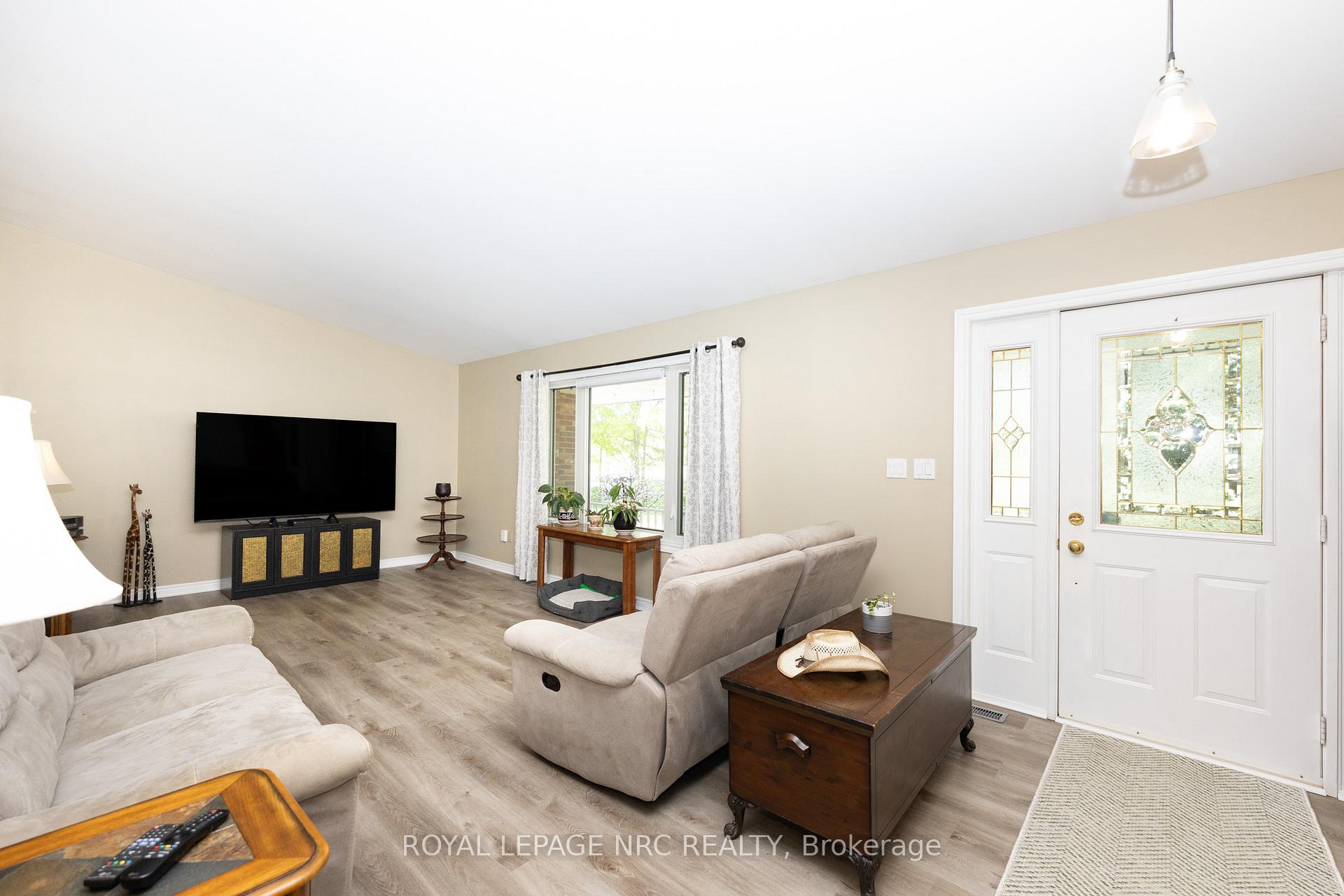 Photo 15 of 270 Doans Ridge Road, Welland, Cooks Mills — HOMEH