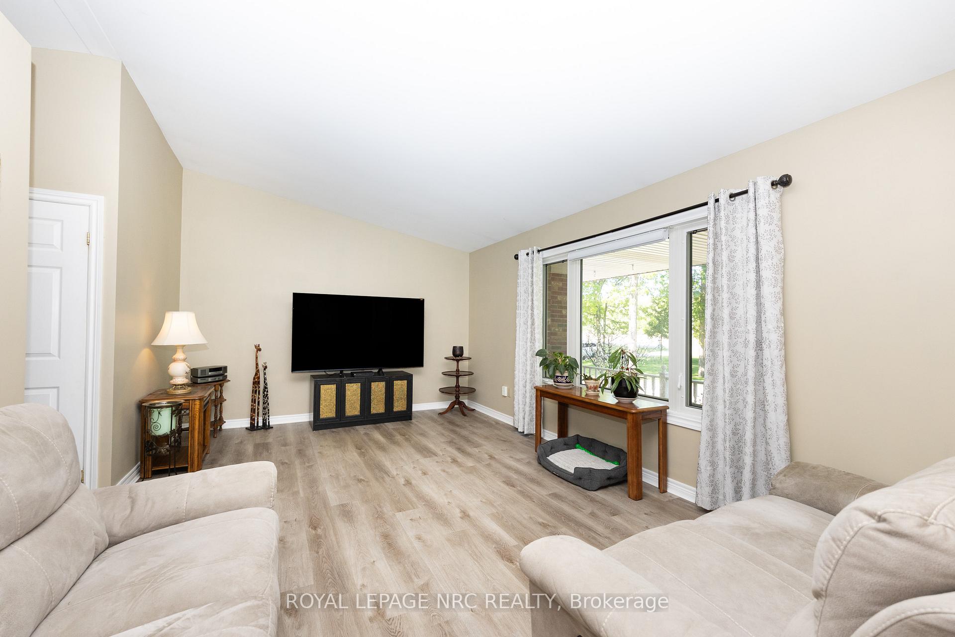 Photo 16 of 270 Doans Ridge Road, Welland, Cooks Mills — HOMEH
