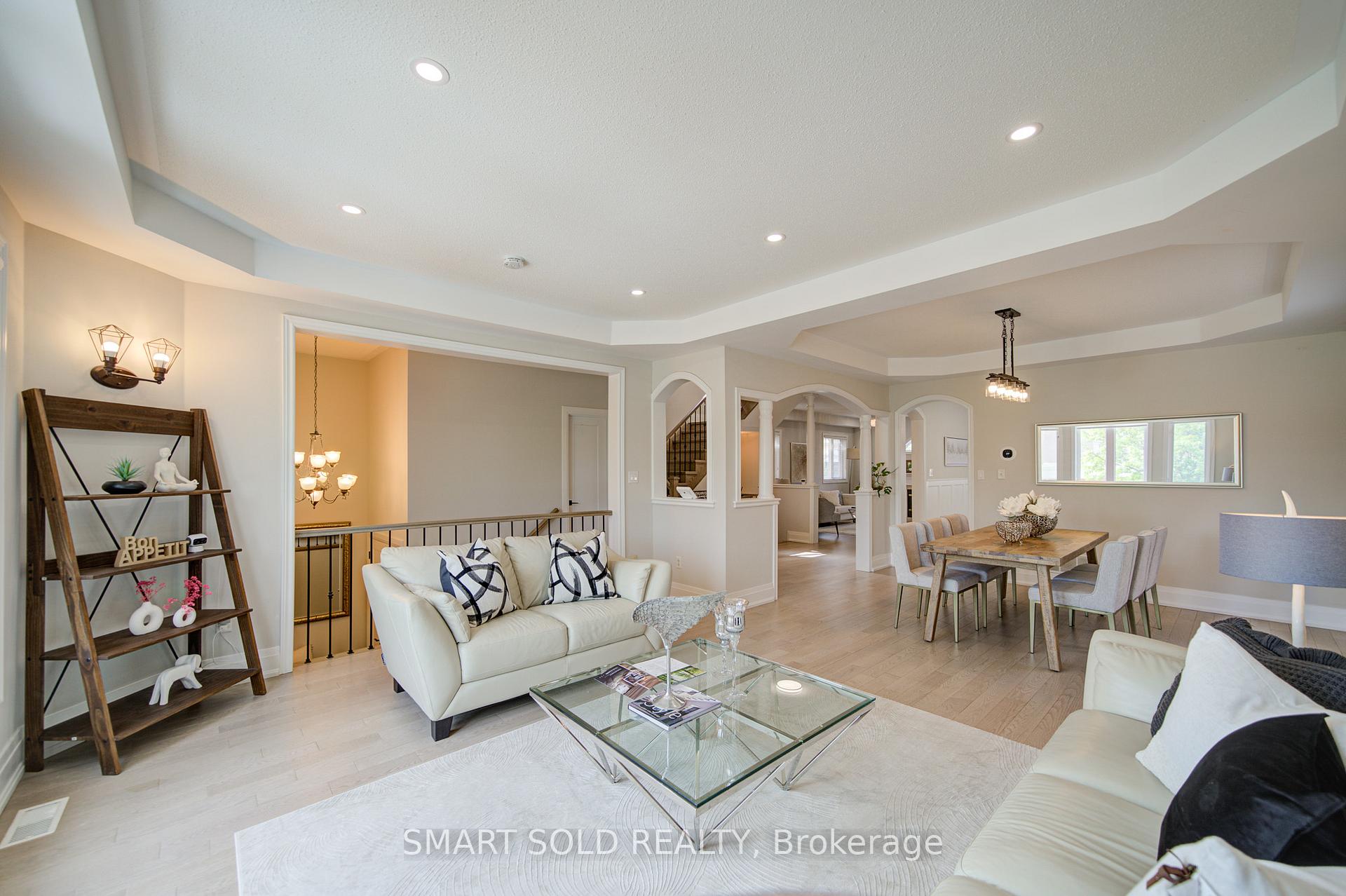 Photo 10 of 122 Mistysugar Trail, Vaughan, Patterson — HOMEH