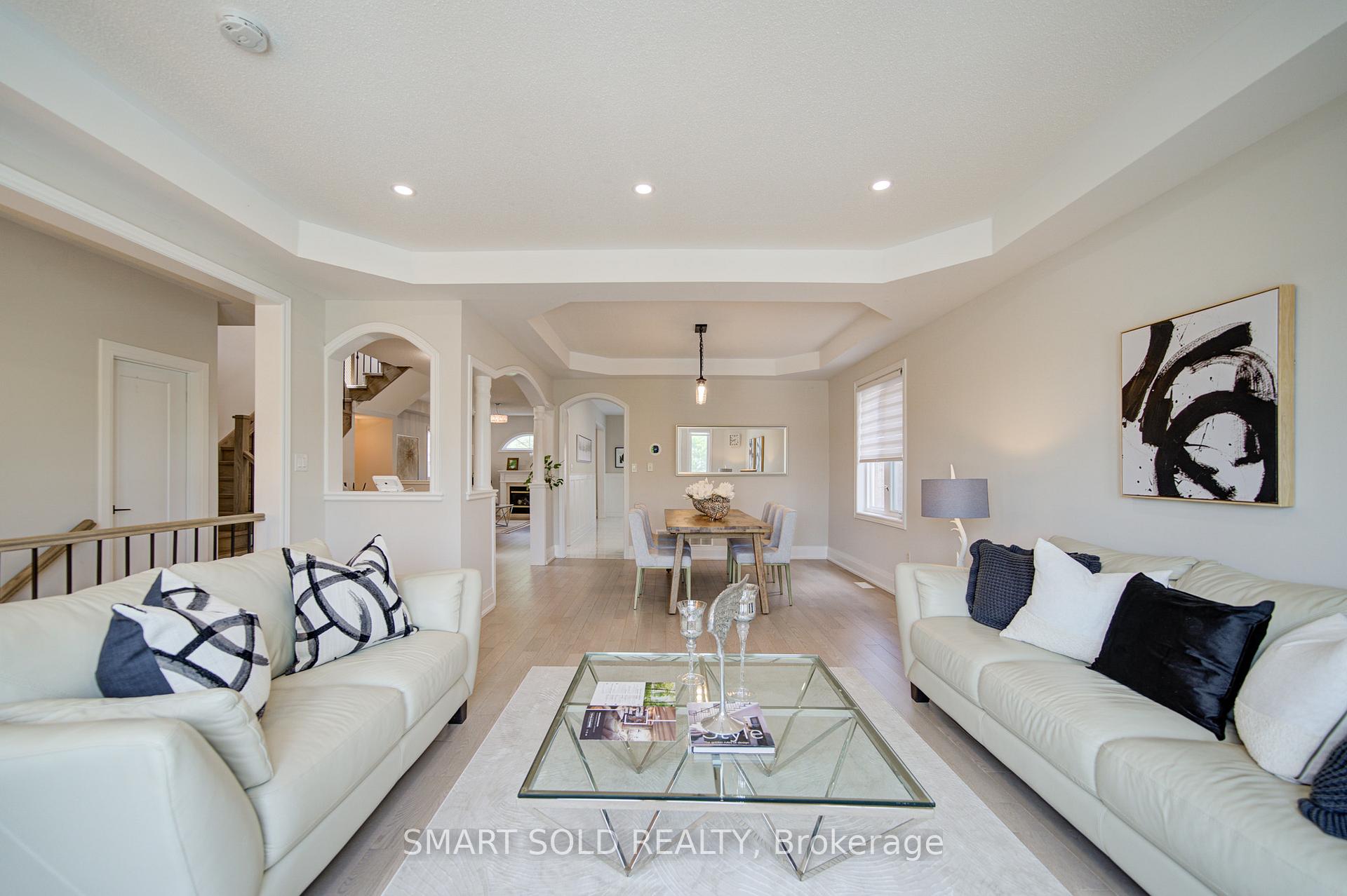 Photo 11 of 122 Mistysugar Trail, Vaughan, Patterson — HOMEH
