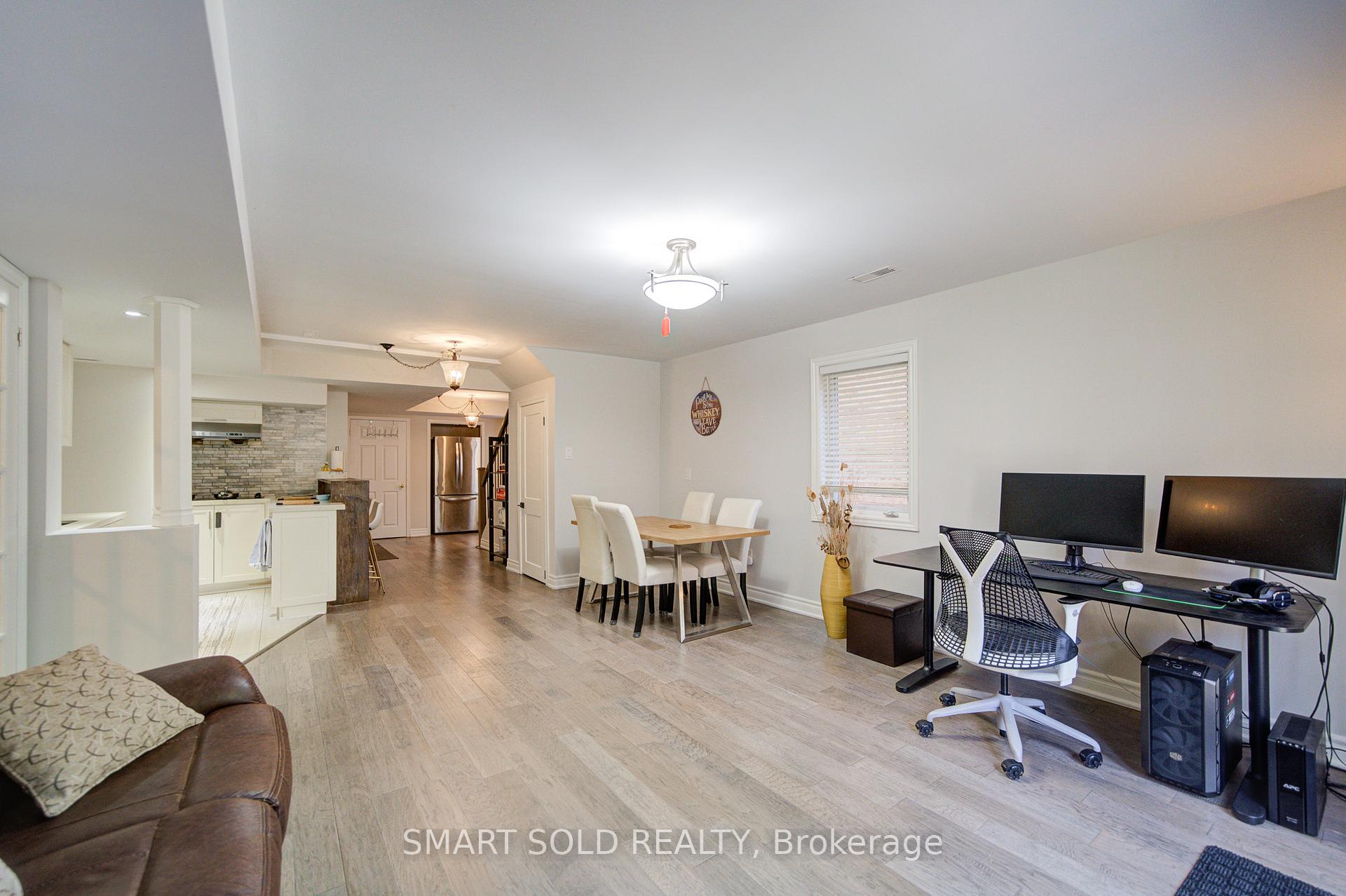 Photo 46 of 122 Mistysugar Trail, Vaughan, Patterson — HOMEH