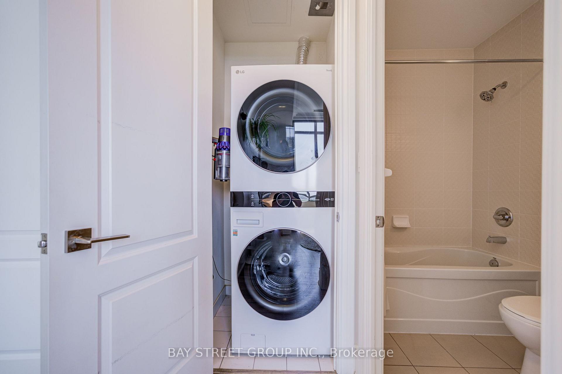 Photo 25 of Unit Uph 11, 60 South Town Centre Boulevard, Markham, Unionville — HOMEH