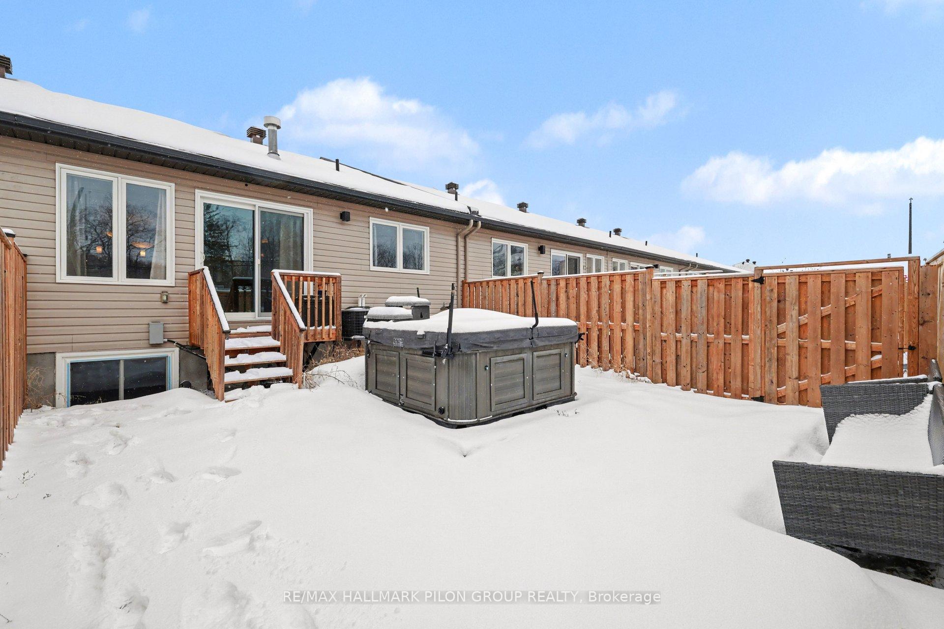 Photo 15 of 4 Morgan Clouthier Way, Arnprior, Arnprior — HOMEH