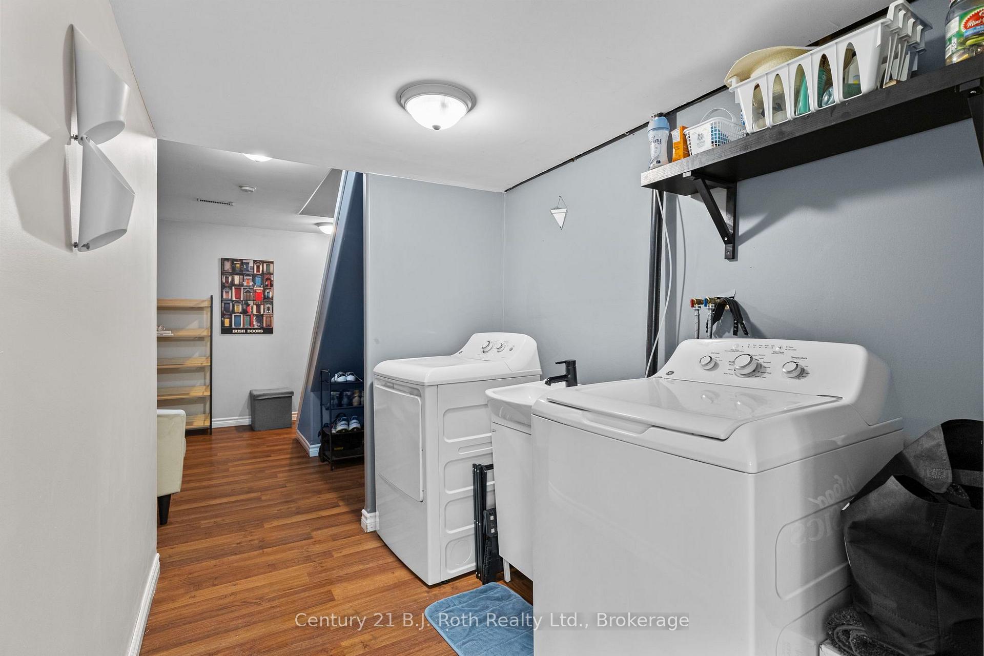 Photo 28 of 33 Courtney Crescent, Barrie, Painswick South — HOMEH
