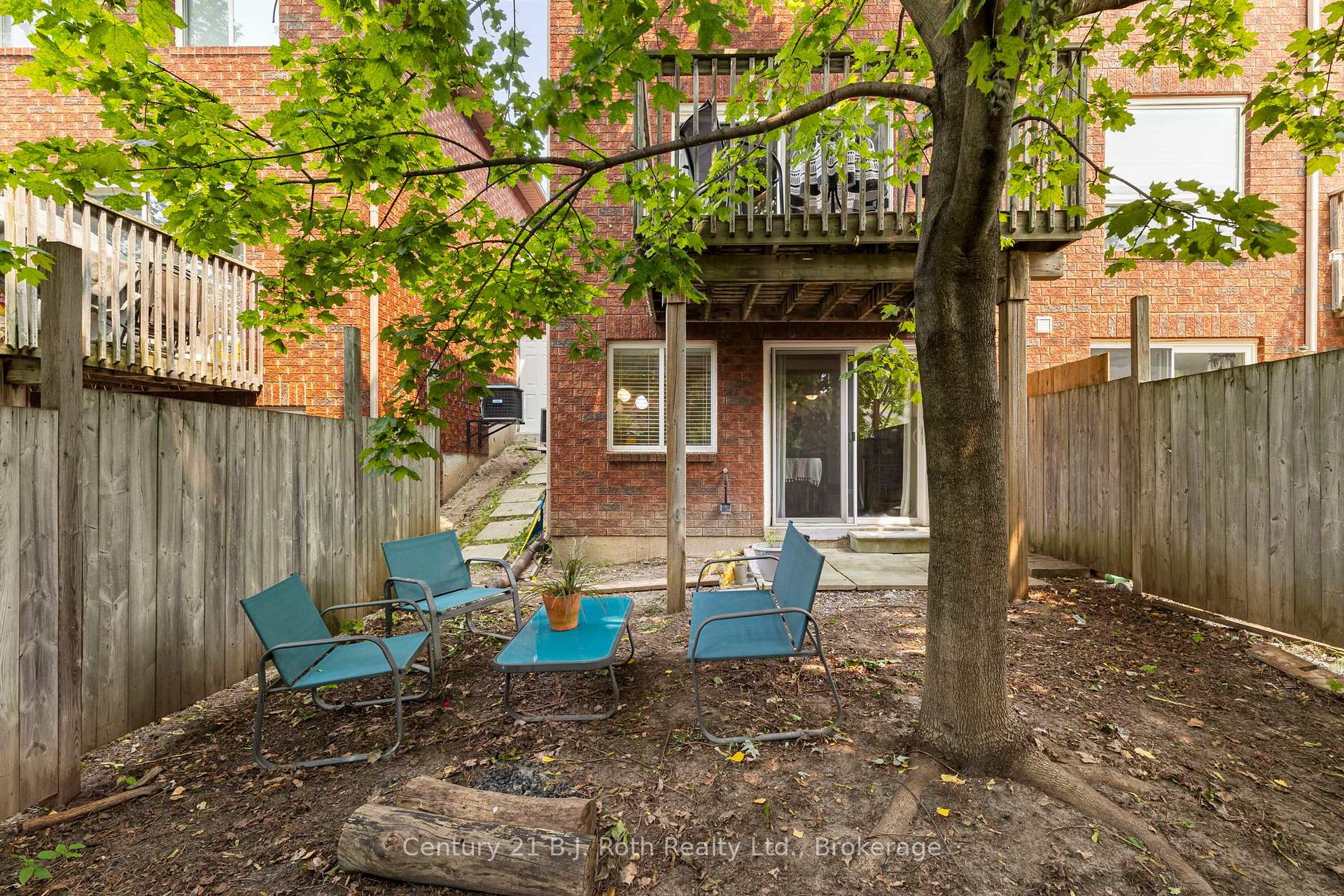 Photo 31 of 33 Courtney Crescent, Barrie, Painswick South — HOMEH