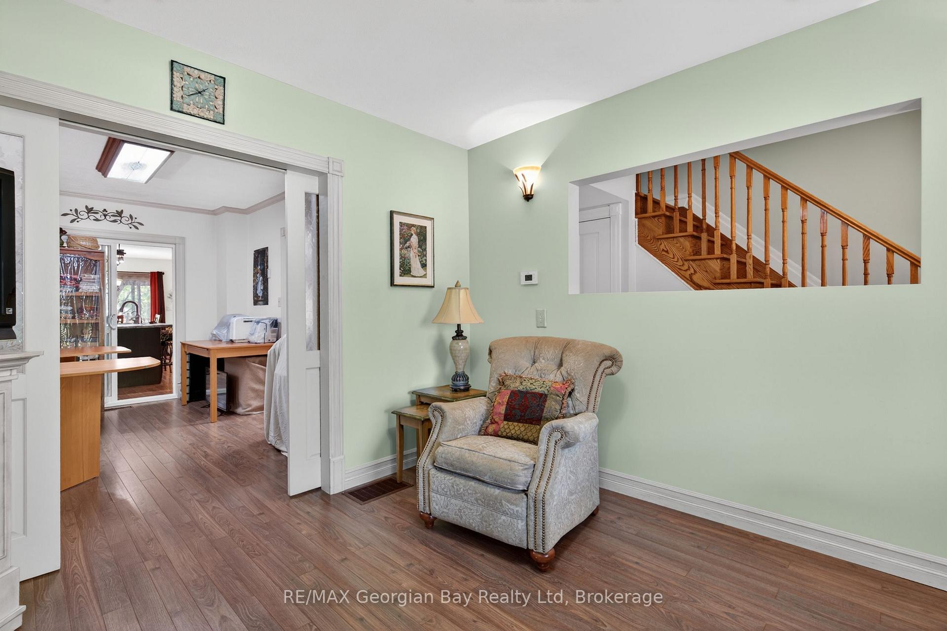 Photo 16 of 344 Fourth Street, Midland — HOMEH