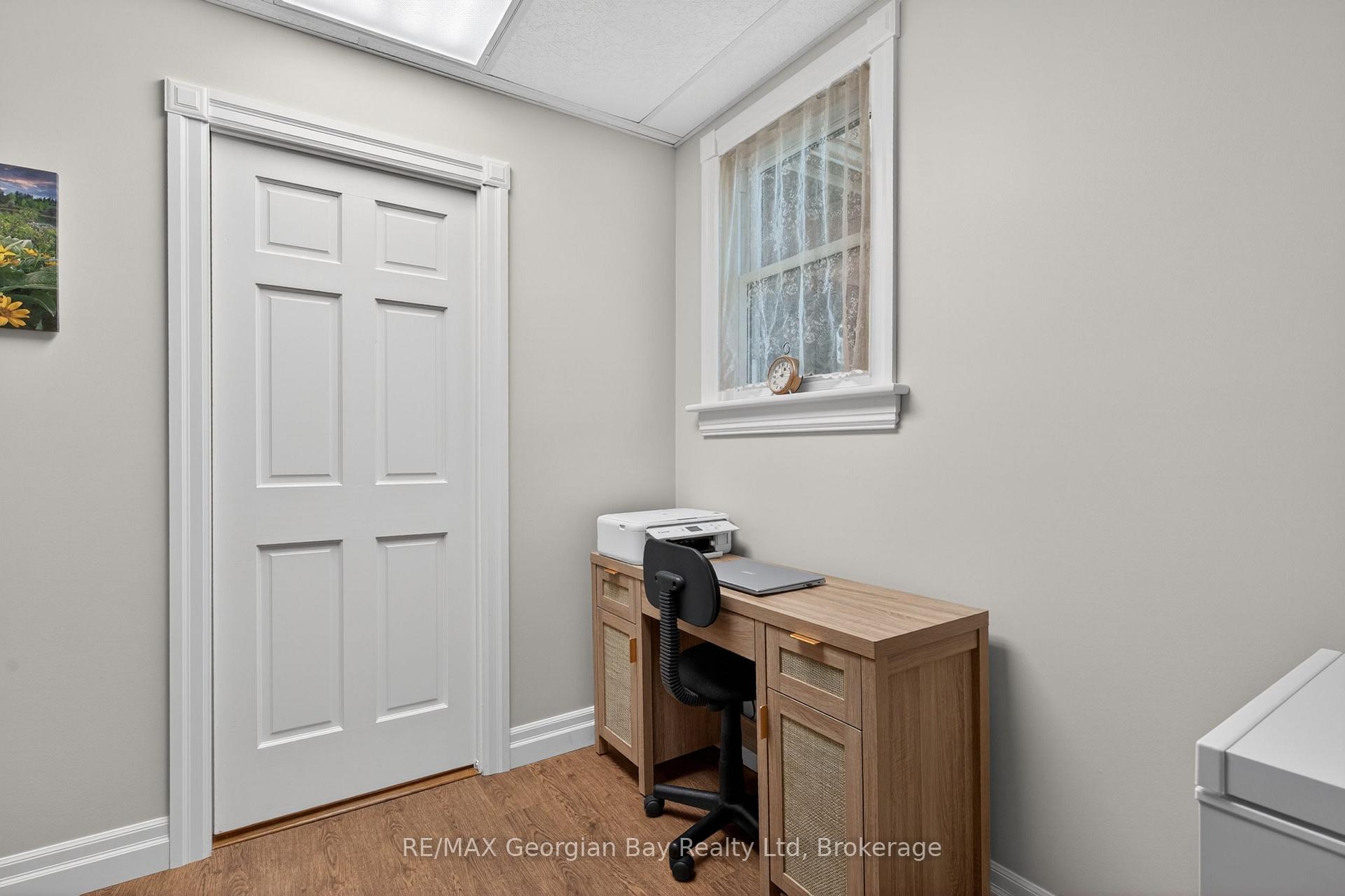 Photo 18 of 344 Fourth Street, Midland — HOMEH
