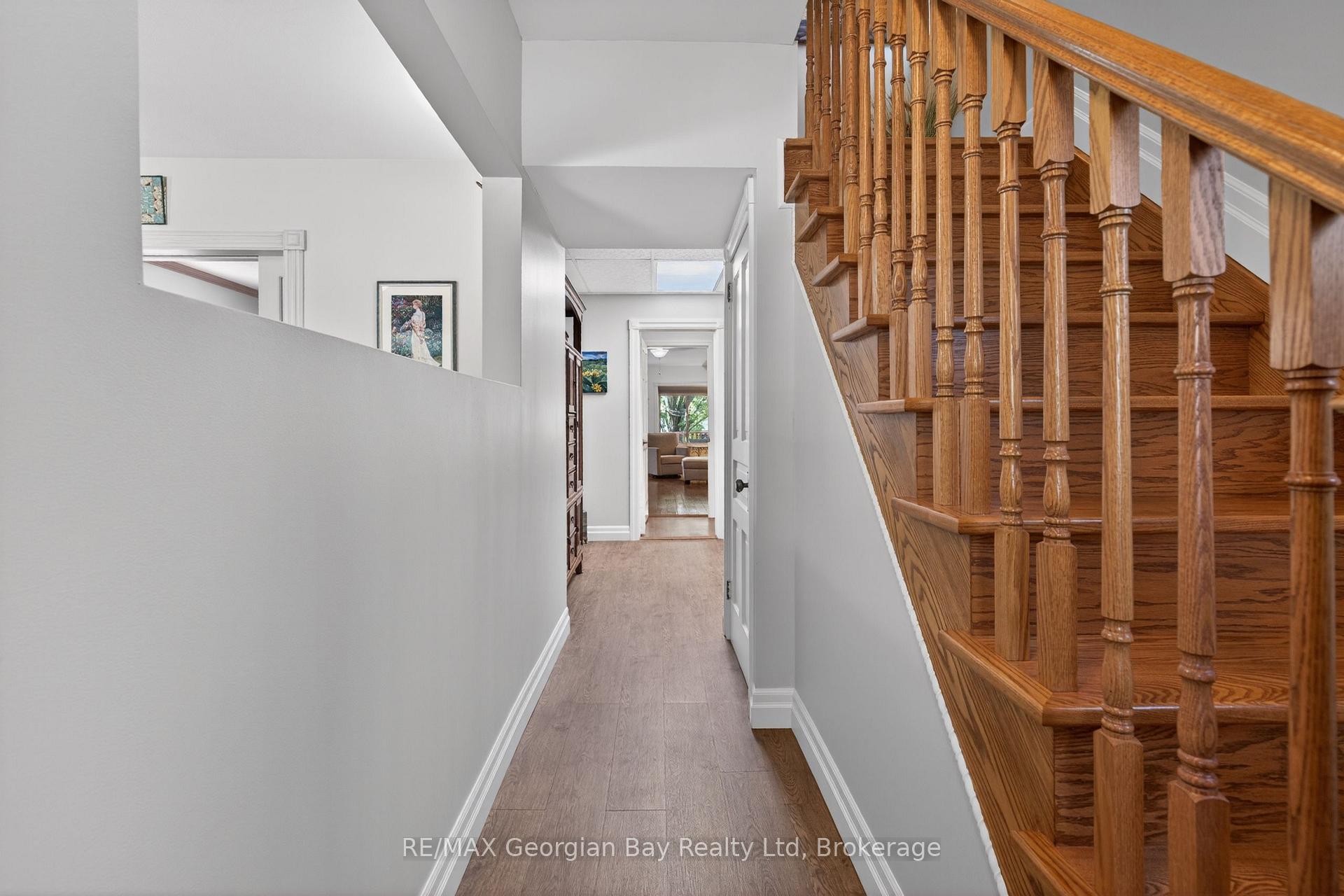 Photo 20 of 344 Fourth Street, Midland — HOMEH