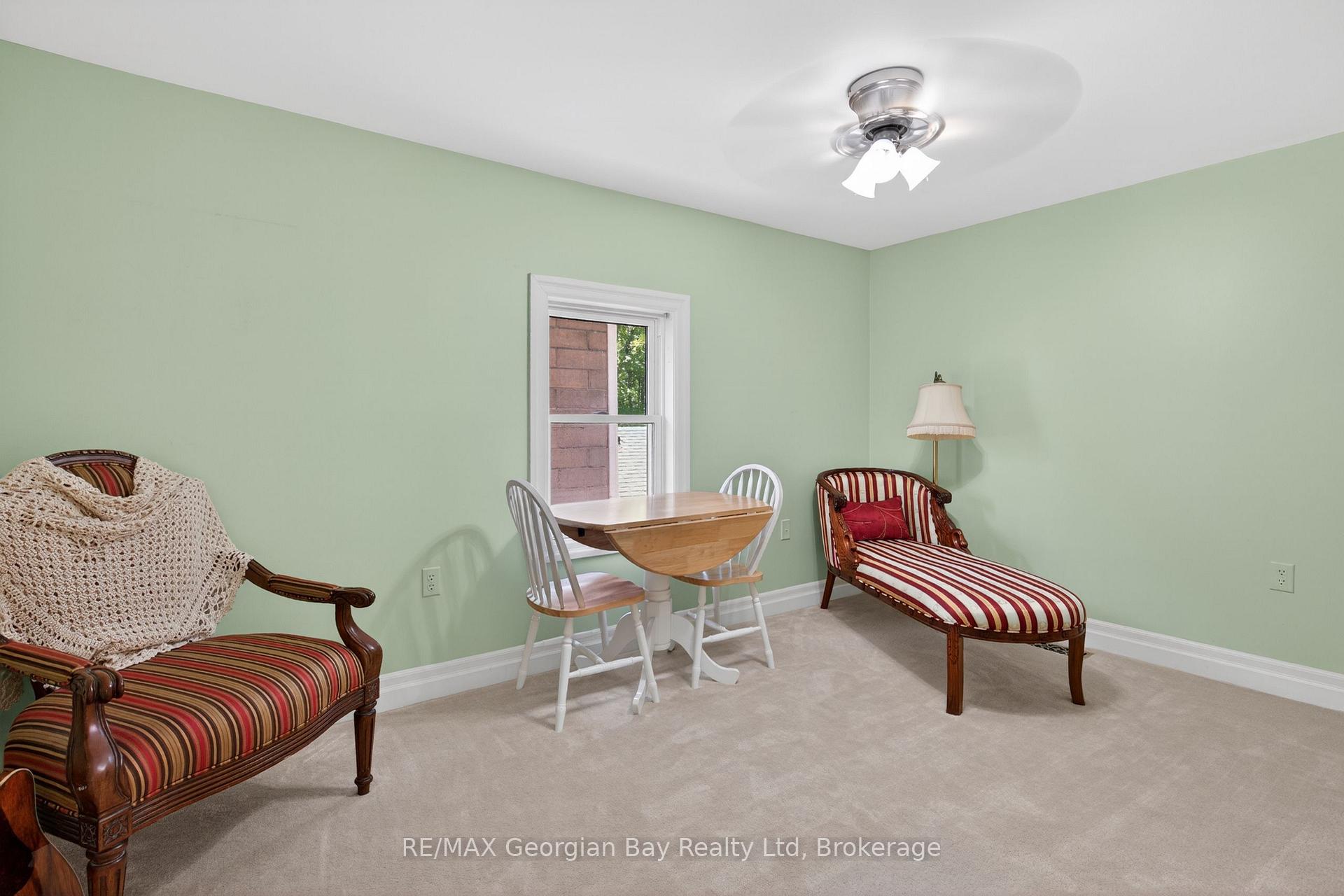 Photo 24 of 344 Fourth Street, Midland — HOMEH