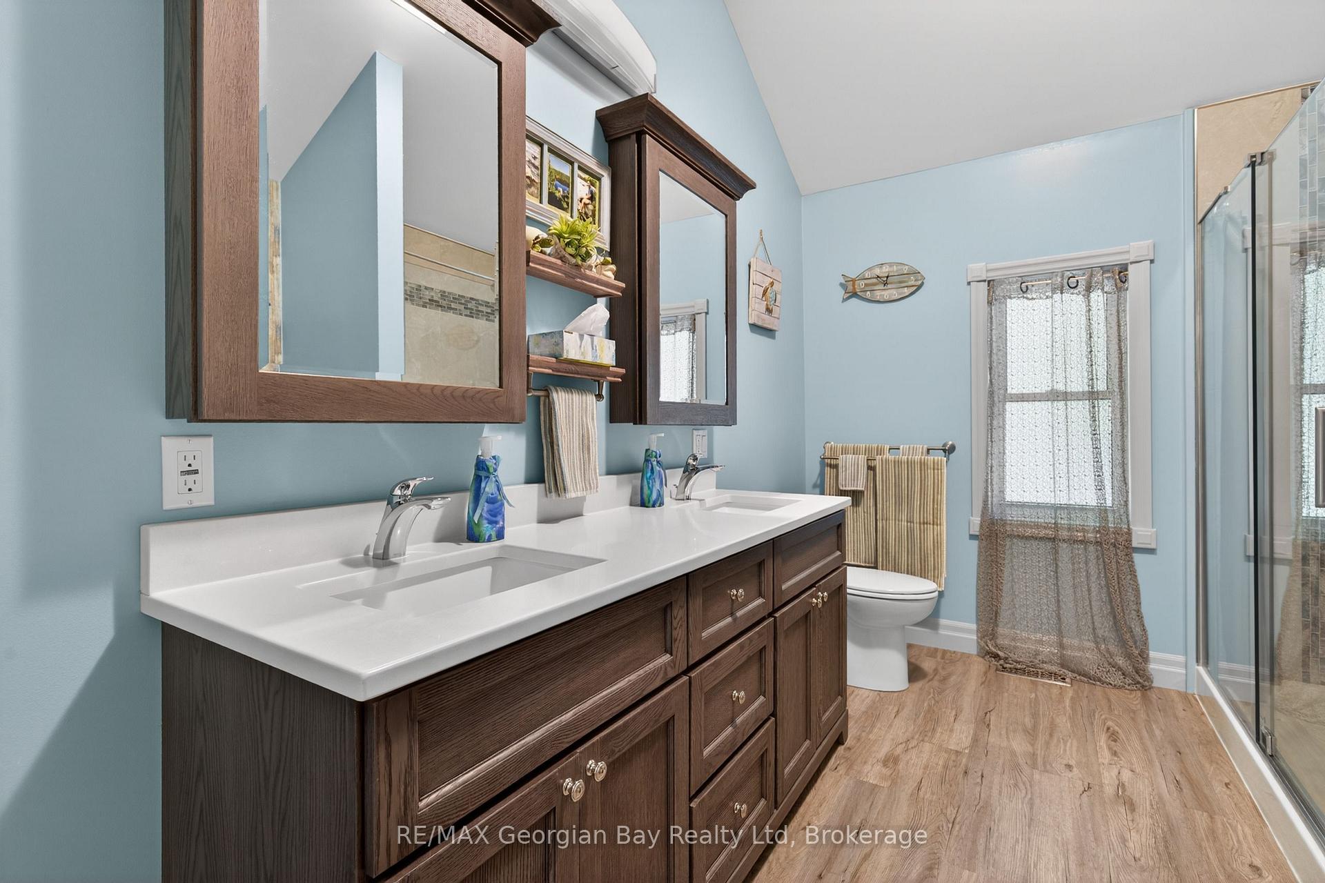 Photo 26 of 344 Fourth Street, Midland — HOMEH