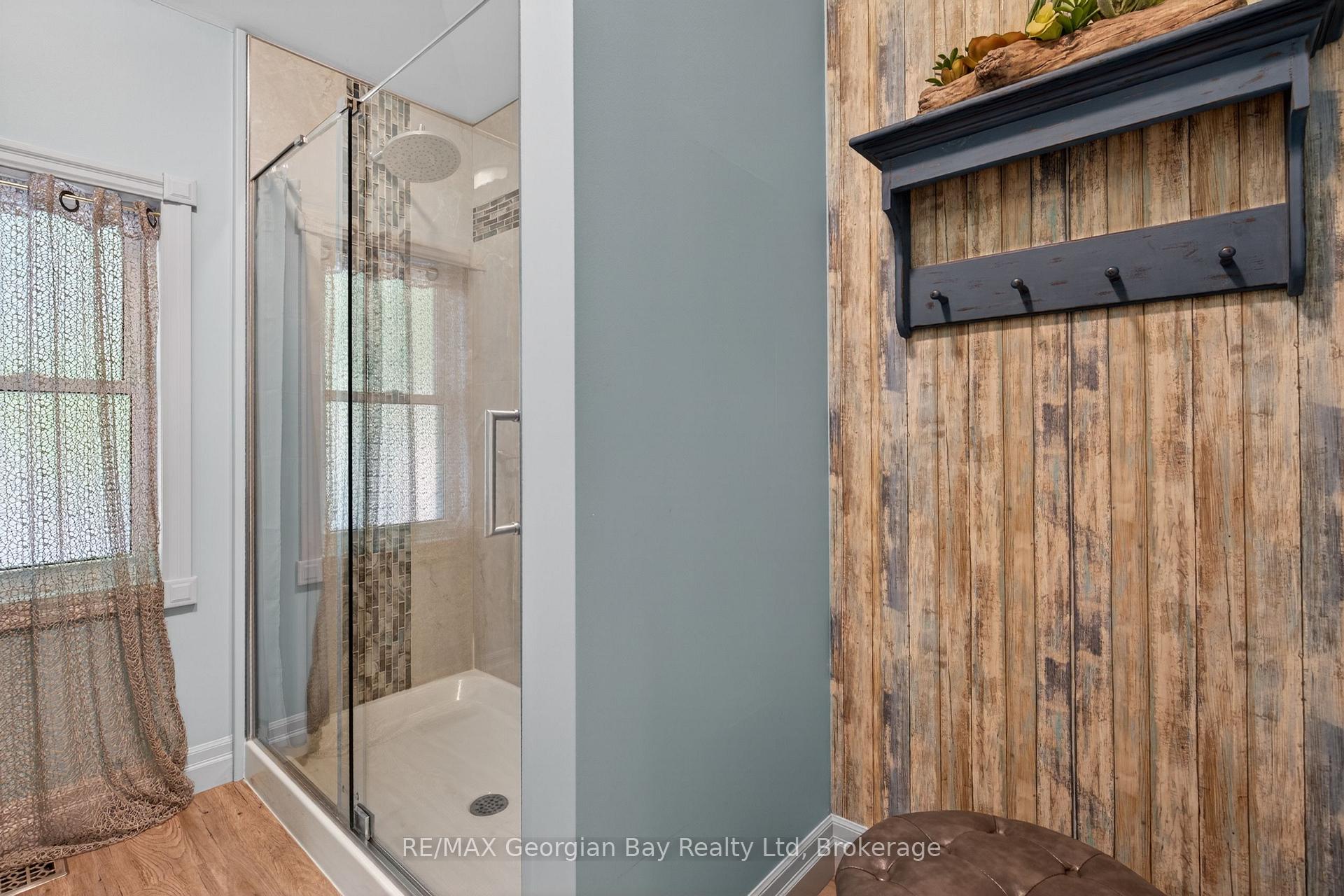 Photo 27 of 344 Fourth Street, Midland — HOMEH