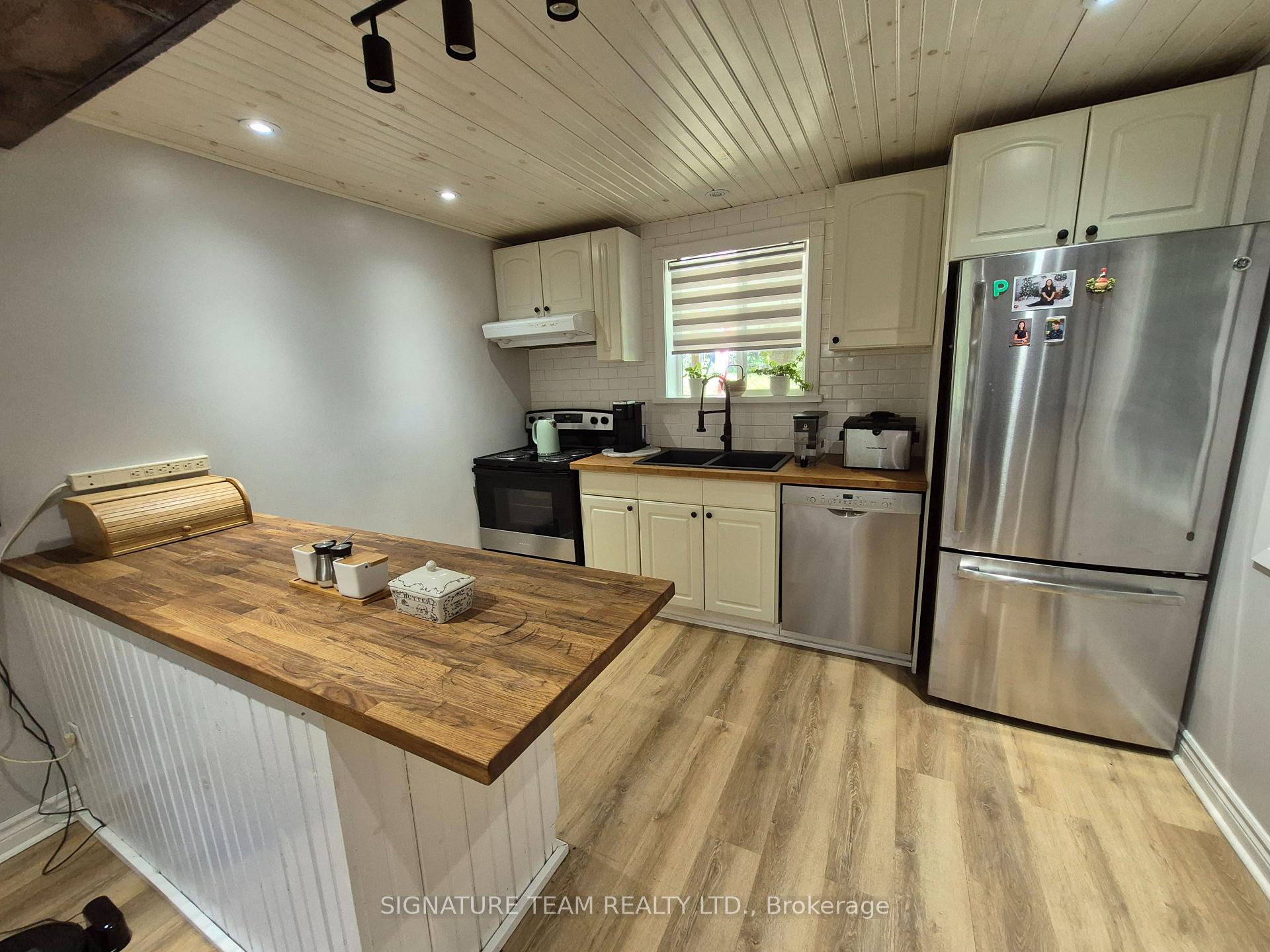Photo 34 of 1703 Division Road, Killaloe, Hagarty and Richards, Killaloe/Round Lake — HOMEH