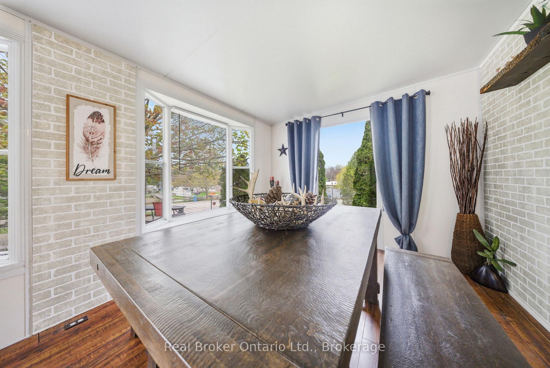 Photo 8 of 230 Mountain Ash Road, North Dumfries, Ayr — HOMEH