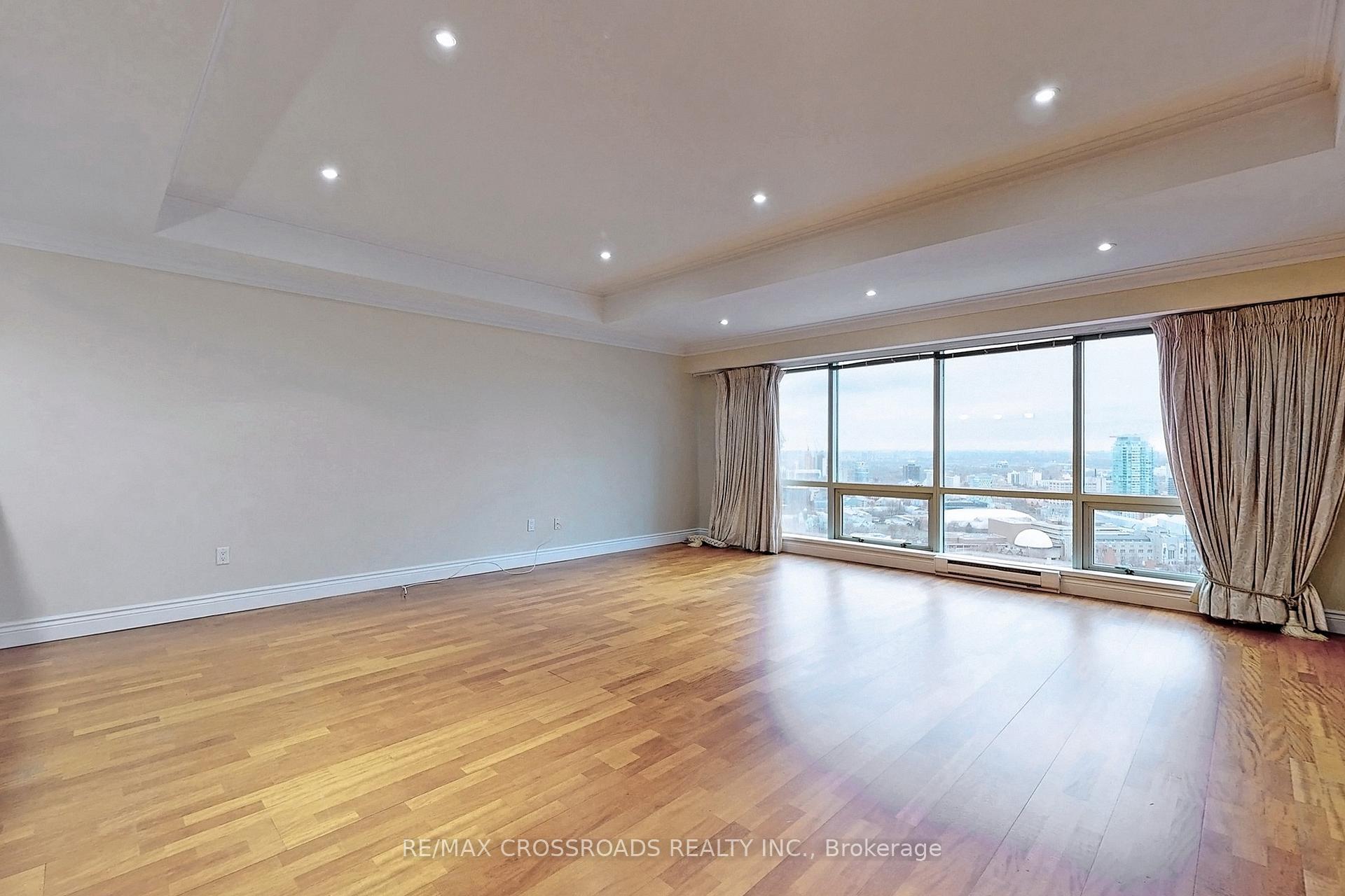 Photo 4 of Unit Ph02, 1001 Bay Street, Toronto, Bay Street Corridor — HOMEH