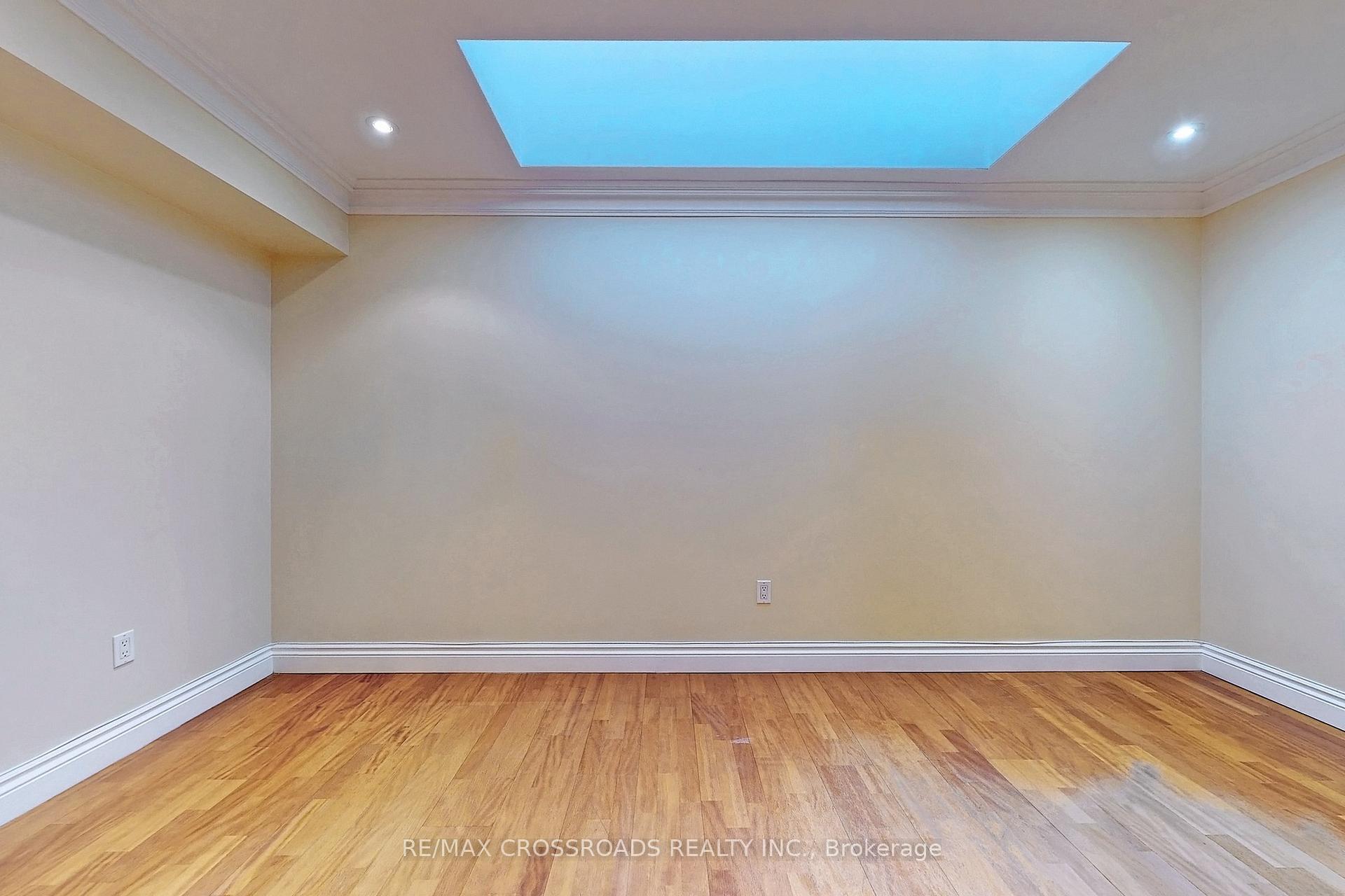 Photo 10 of Unit Ph02, 1001 Bay Street, Toronto, Bay Street Corridor — HOMEH