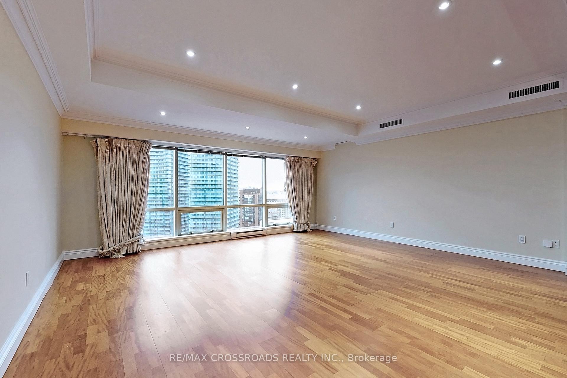 Photo 42 of Unit Ph02, 1001 Bay Street, Toronto, Bay Street Corridor — HOMEH