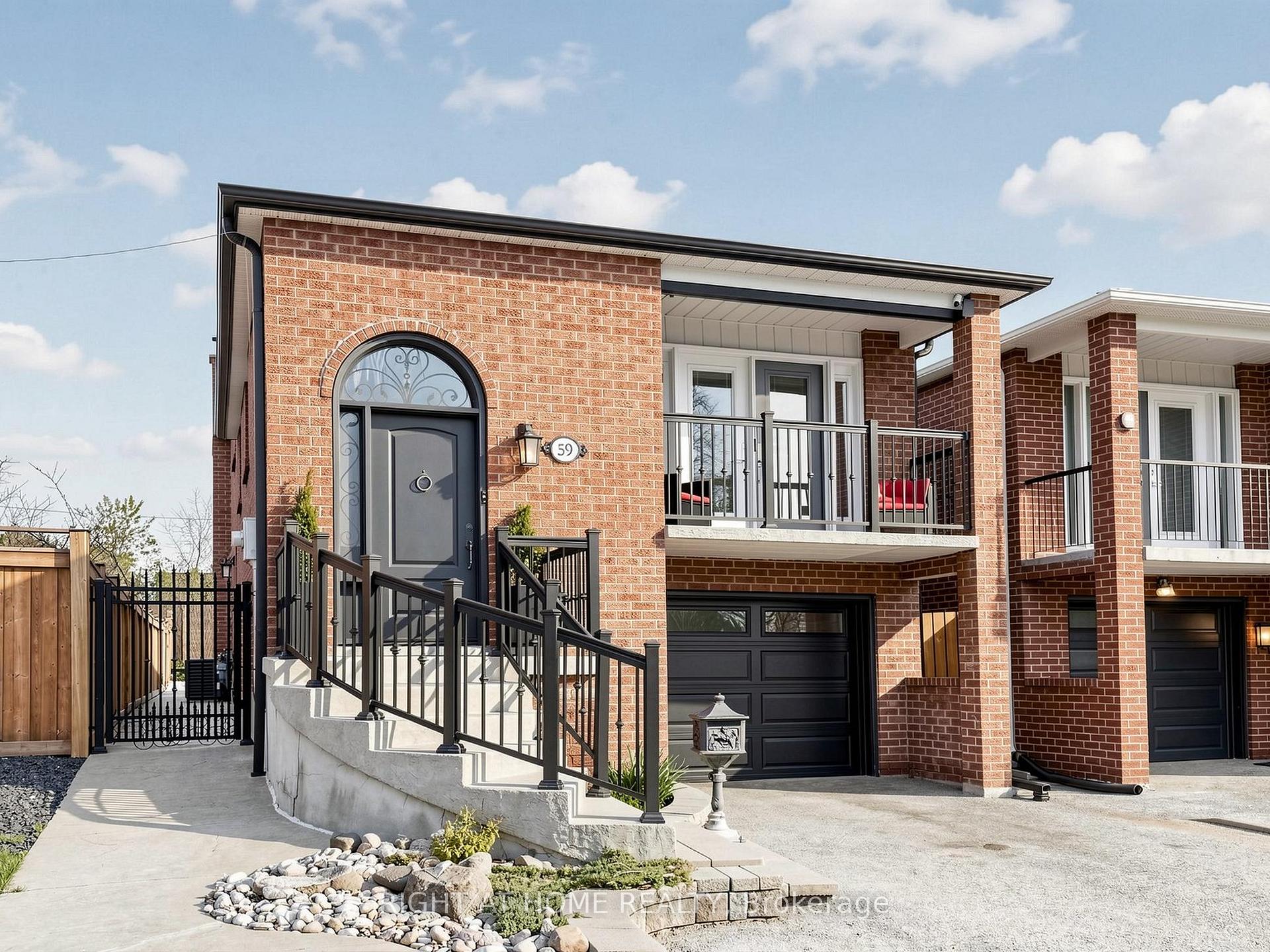 Photo 2 of 59 Terra Road, Vaughan, East Woodbridge — HOMEH