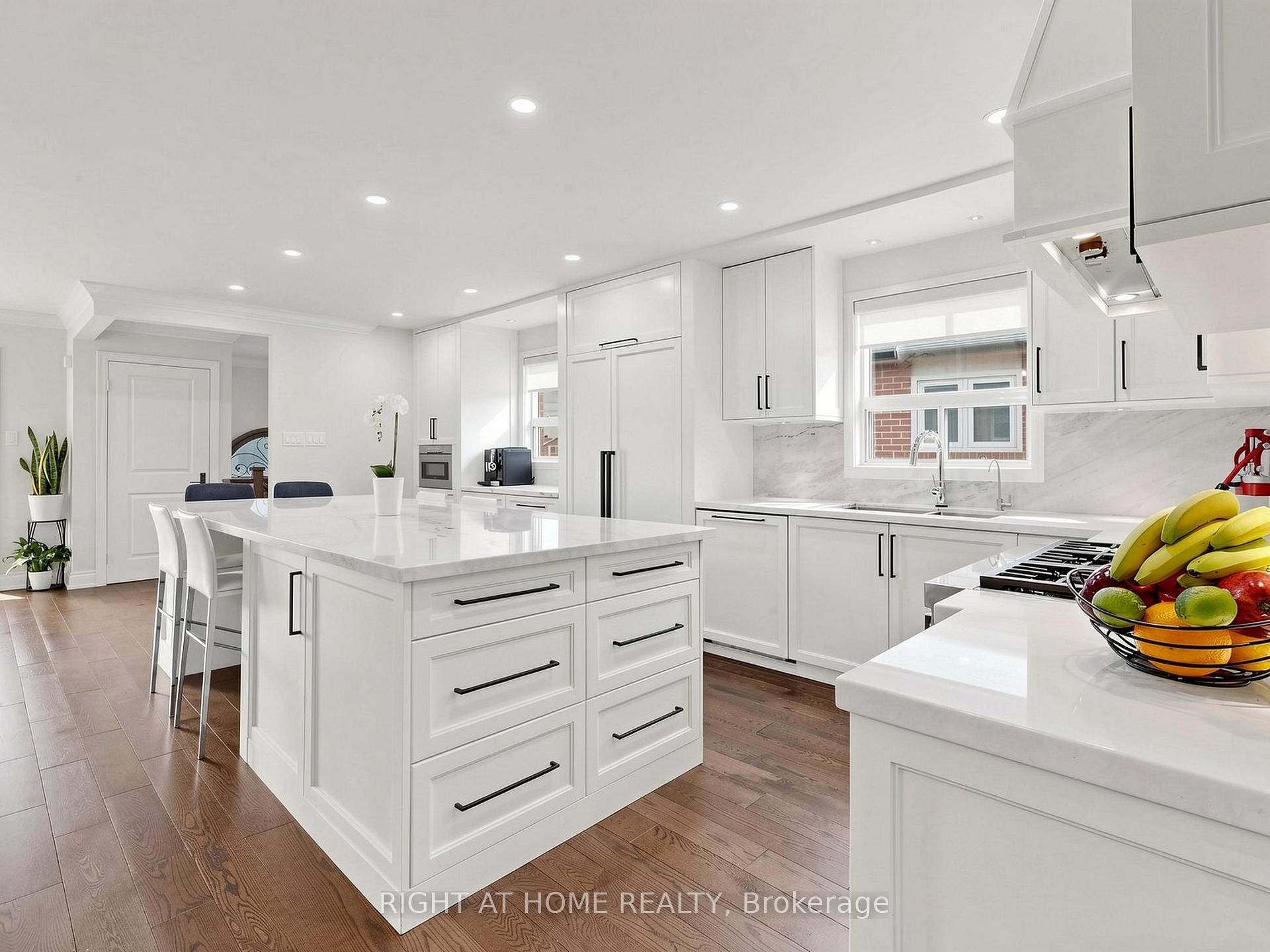 Photo 3 of 59 Terra Road, Vaughan, East Woodbridge — HOMEH