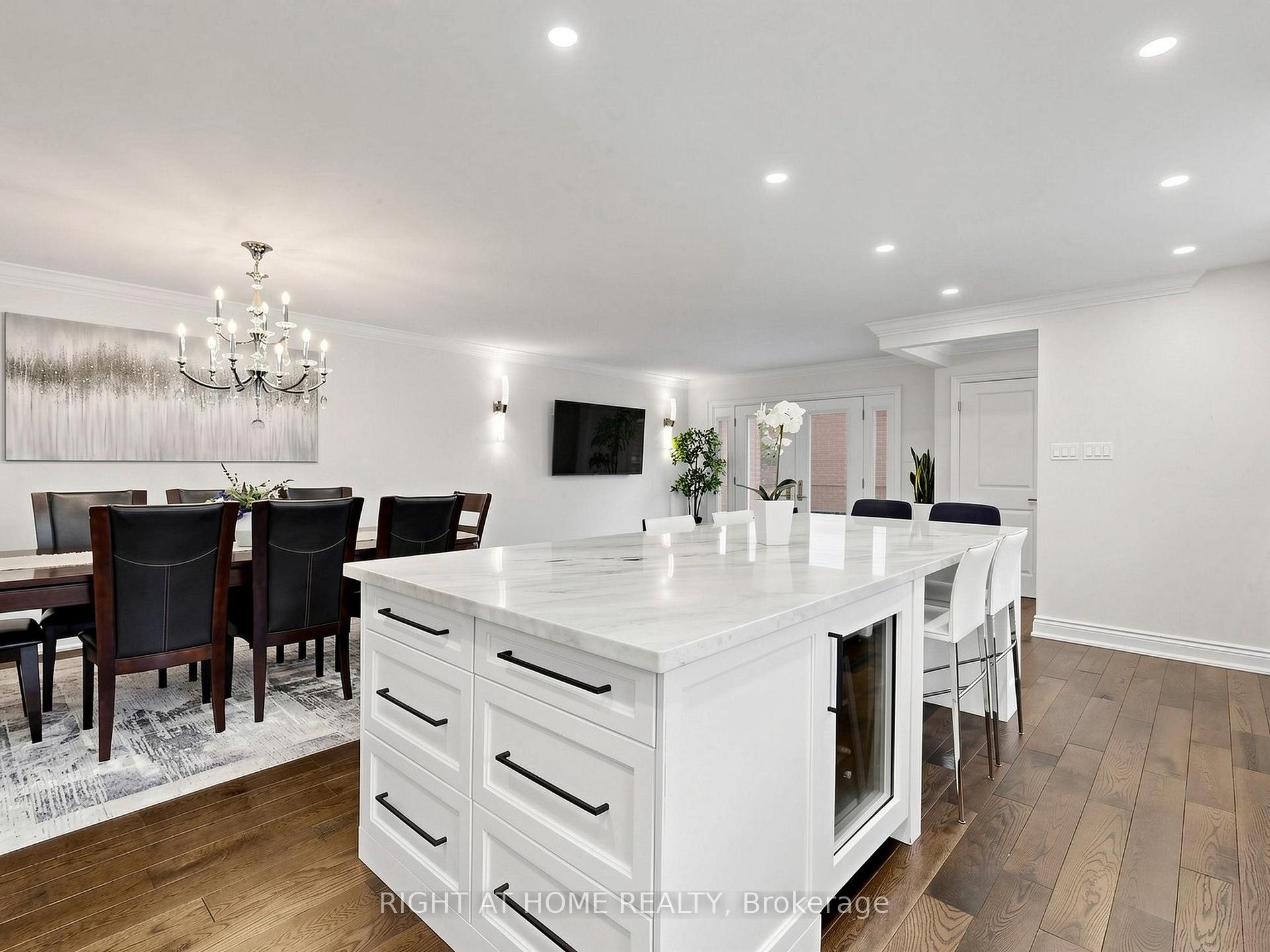 Photo 4 of 59 Terra Road, Vaughan, East Woodbridge — HOMEH
