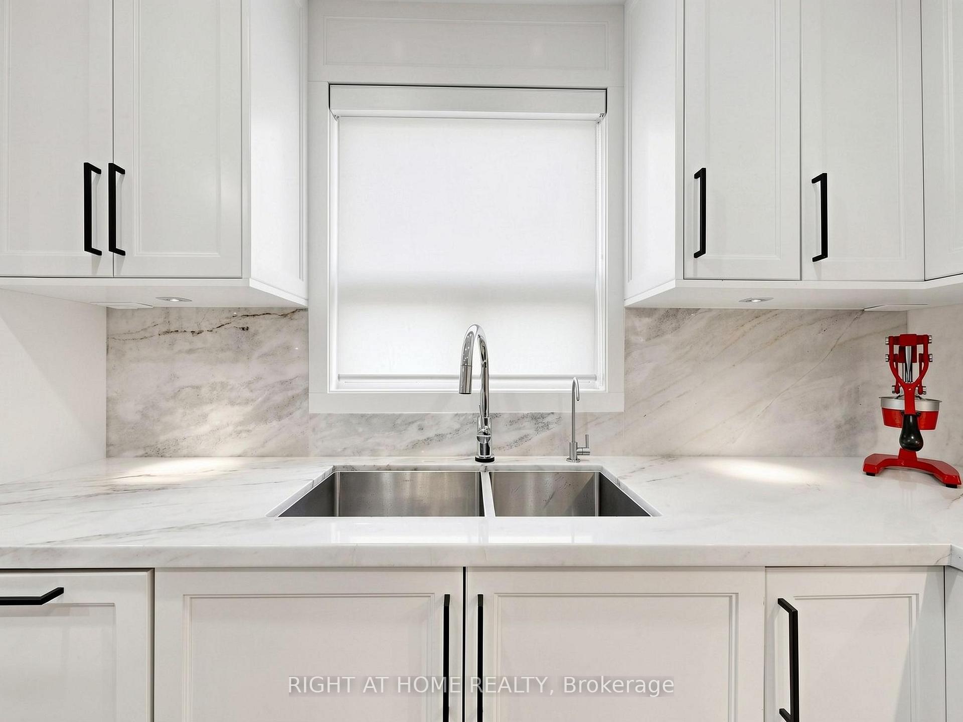 Photo 6 of 59 Terra Road, Vaughan, East Woodbridge — HOMEH
