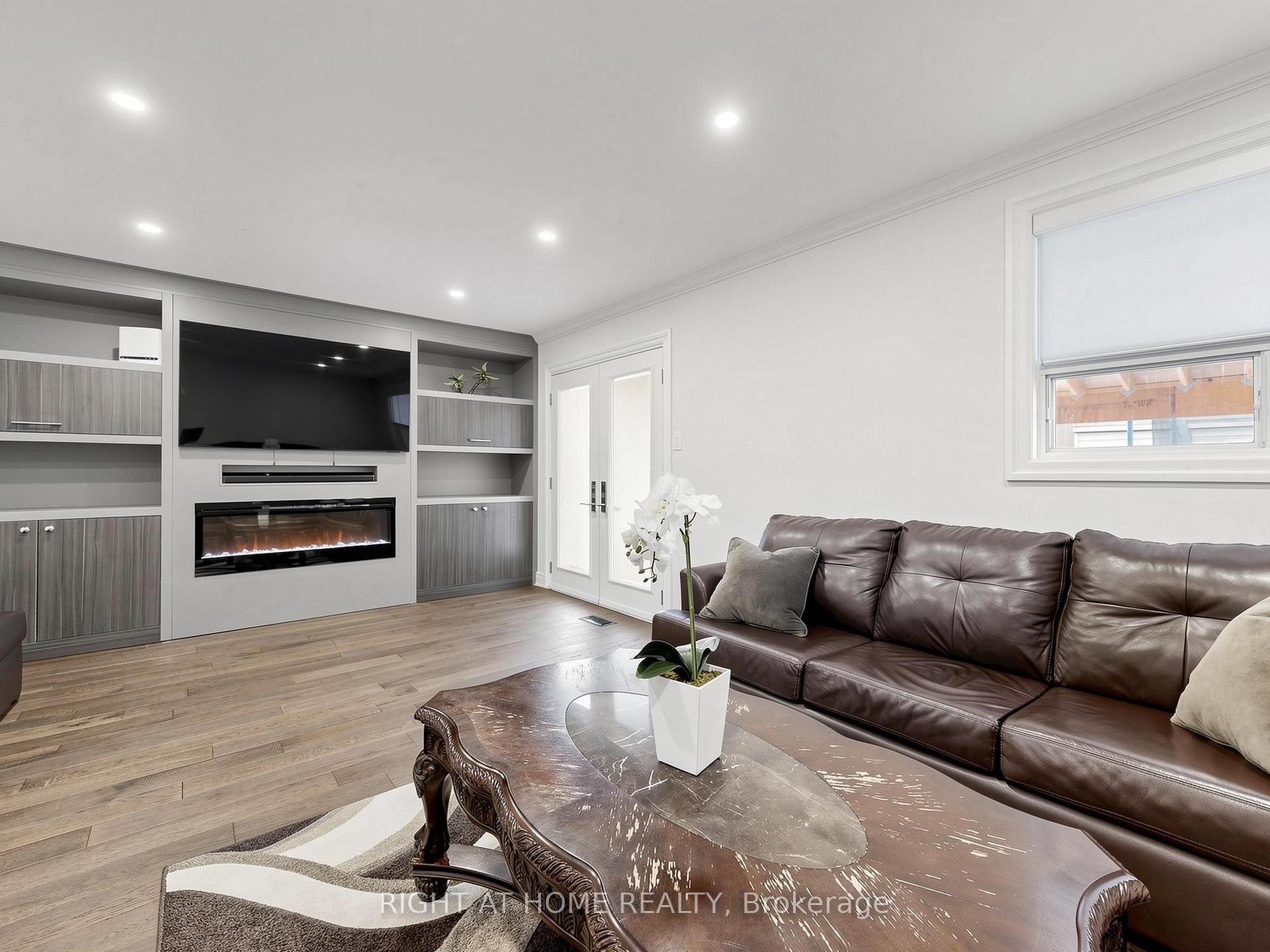 Photo 34 of 59 Terra Road, Vaughan, East Woodbridge — HOMEH