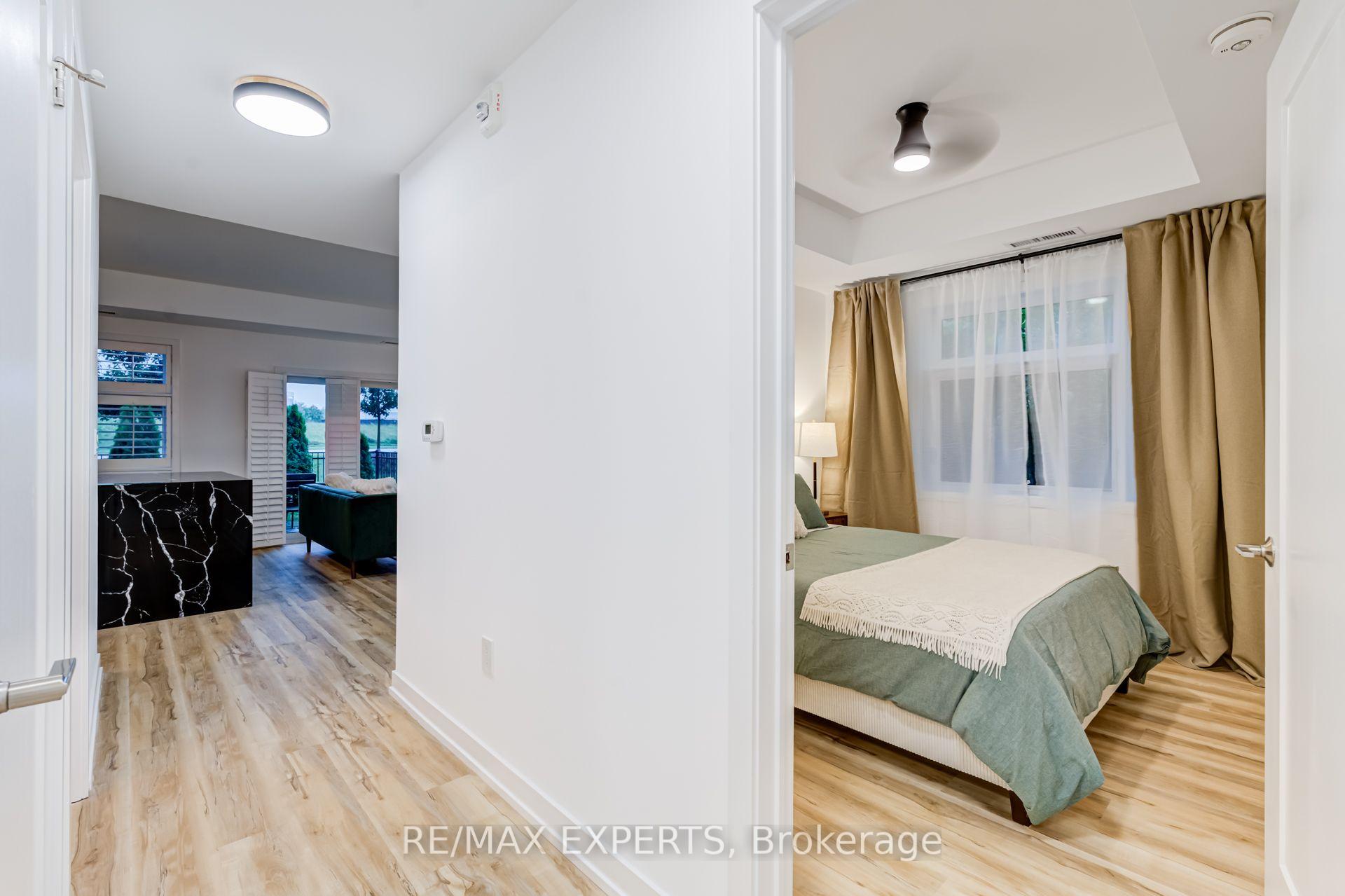 Photo 6 of Unit 121, 555 William Graham Drive, Aurora, Rural Aurora — HOMEH