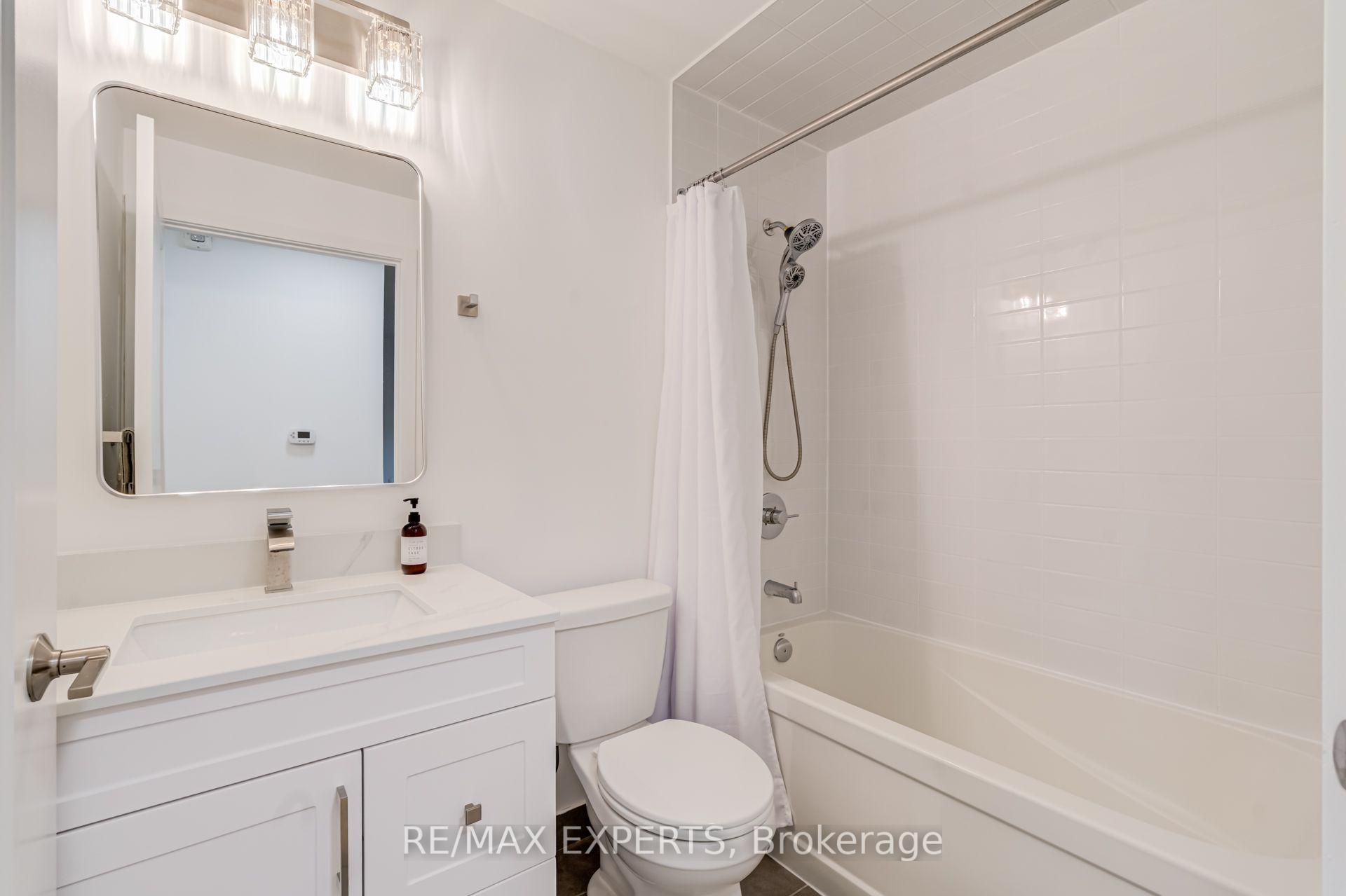 Photo 9 of Unit 121, 555 William Graham Drive, Aurora, Rural Aurora — HOMEH