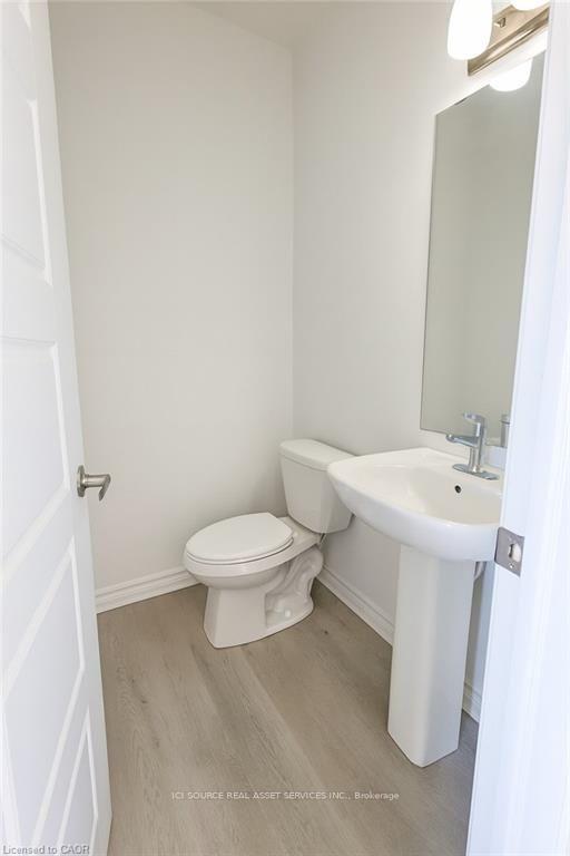 Photo 8 of 933 Amand Drive, Kitchener, Rosenburg — HOMEH
