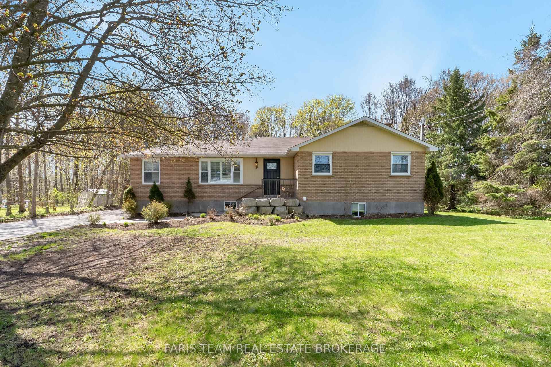 Photo 2 of 7349 County Road 14, Adjala-Tosorontio, Colgan — HOMEH