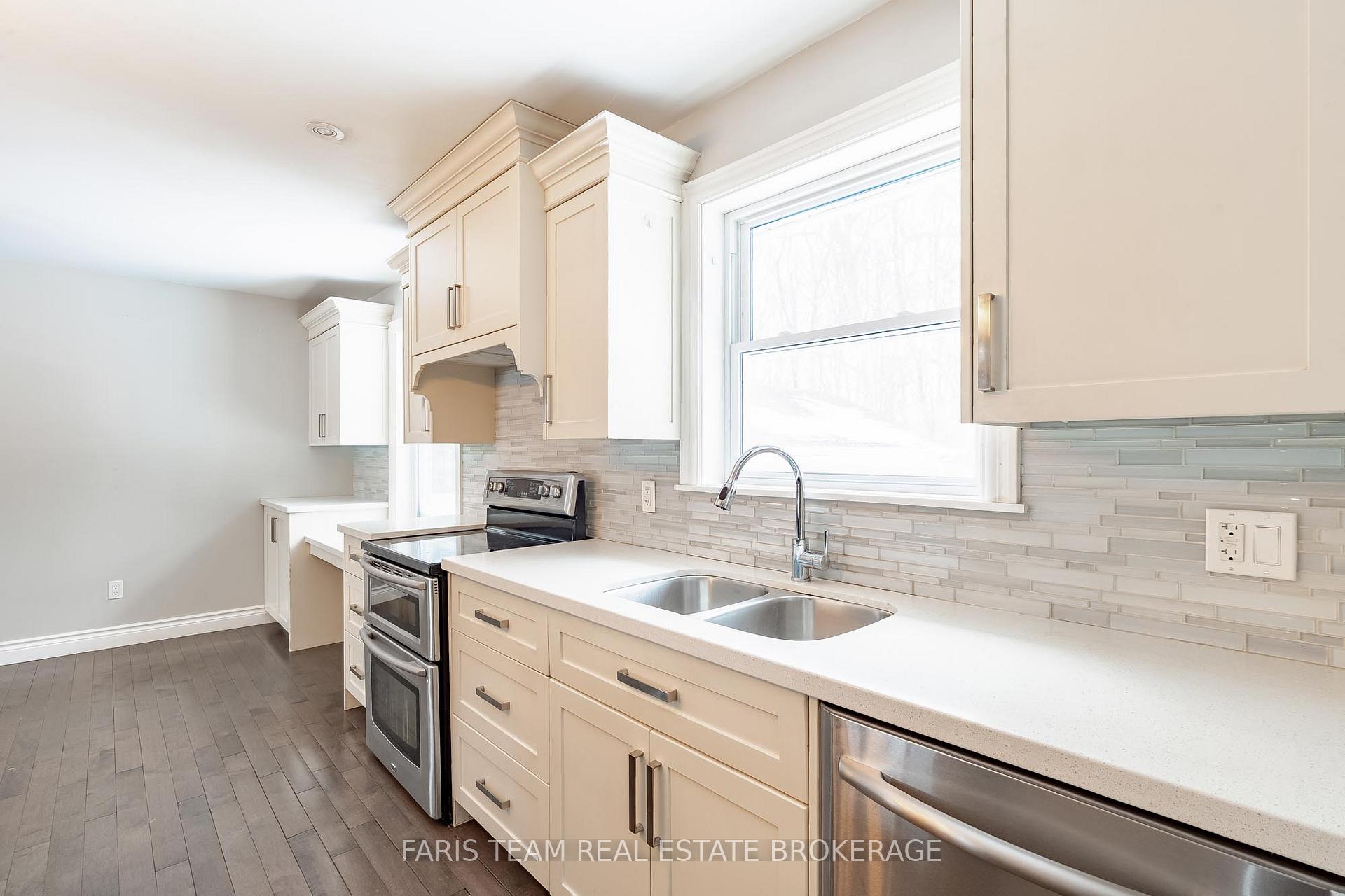 Photo 8 of 7349 County Road 14, Adjala-Tosorontio, Colgan — HOMEH