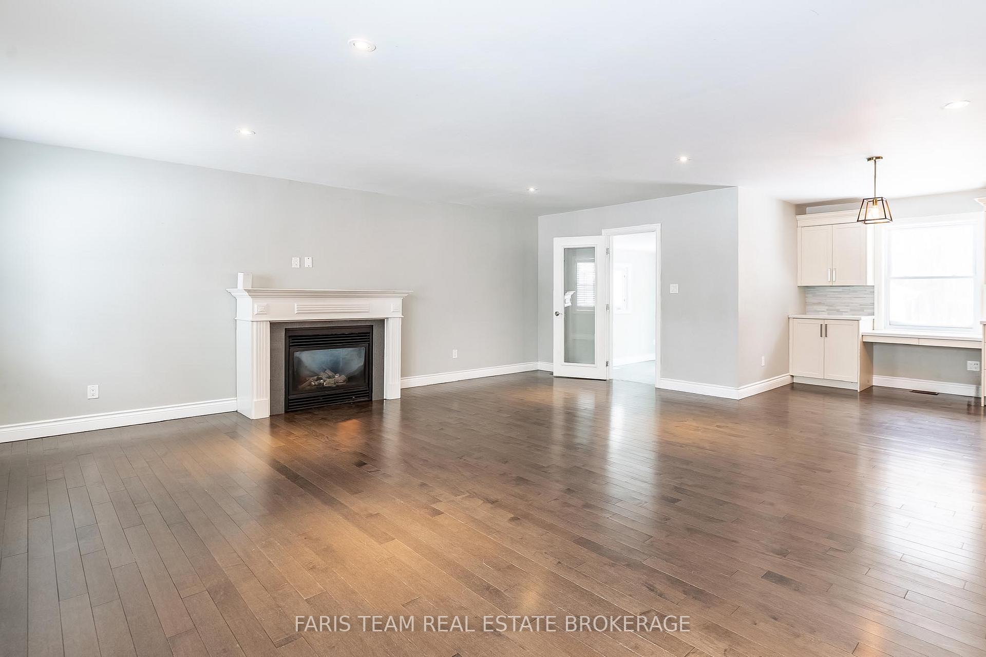 Photo 11 of 7349 County Road 14, Adjala-Tosorontio, Colgan — HOMEH