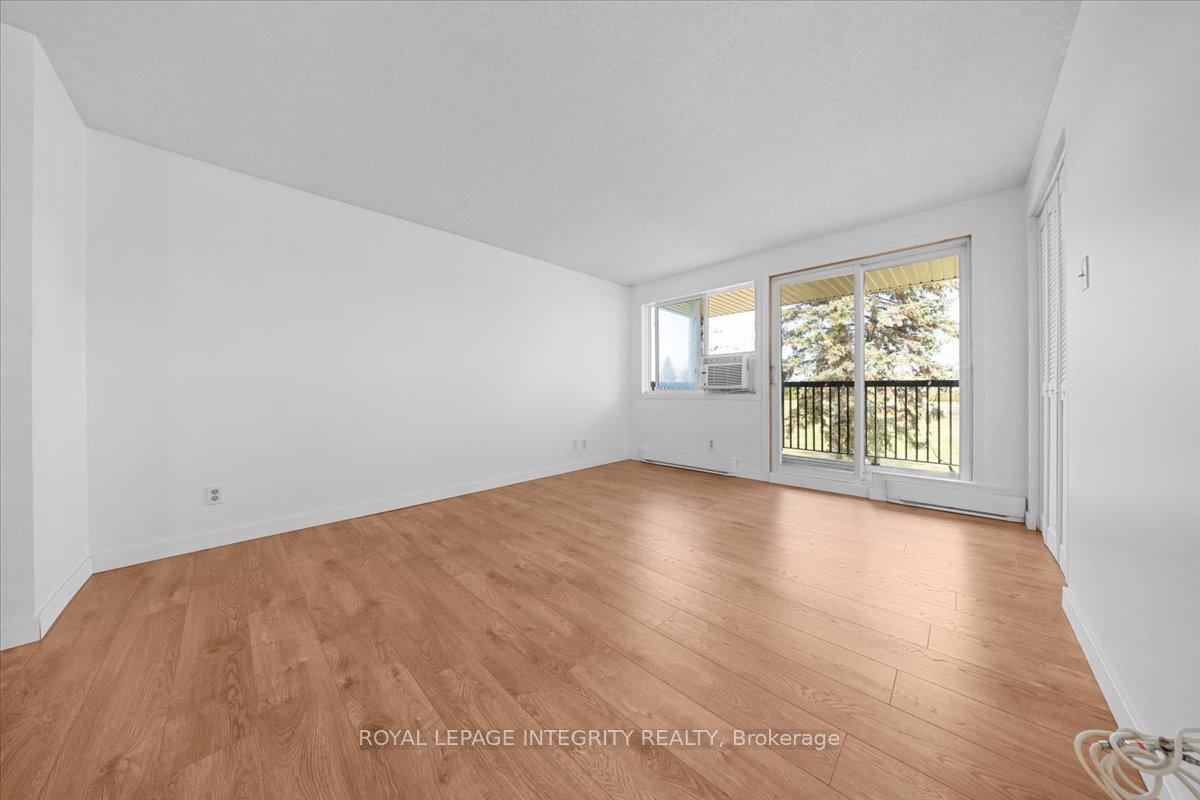 Photo 6 of Unit 207, 6470 Bilberry Drive, Ottawa, Orleans Wood — HOMEH