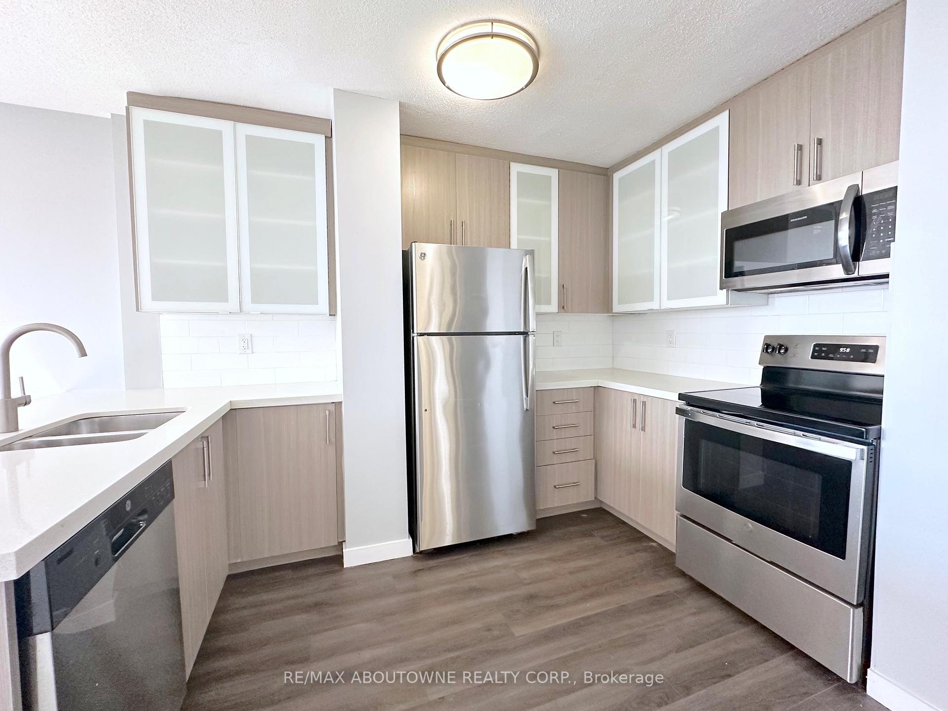 Photo 2 of Unit 211, 255 Main Street, Toronto, East End-Danforth — HOMEH