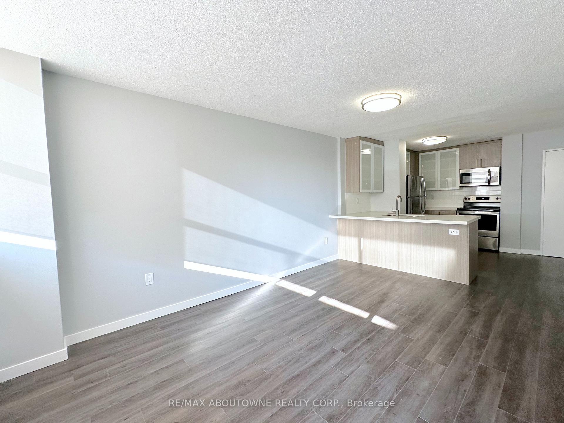Photo 5 of Unit 211, 255 Main Street, Toronto, East End-Danforth — HOMEH