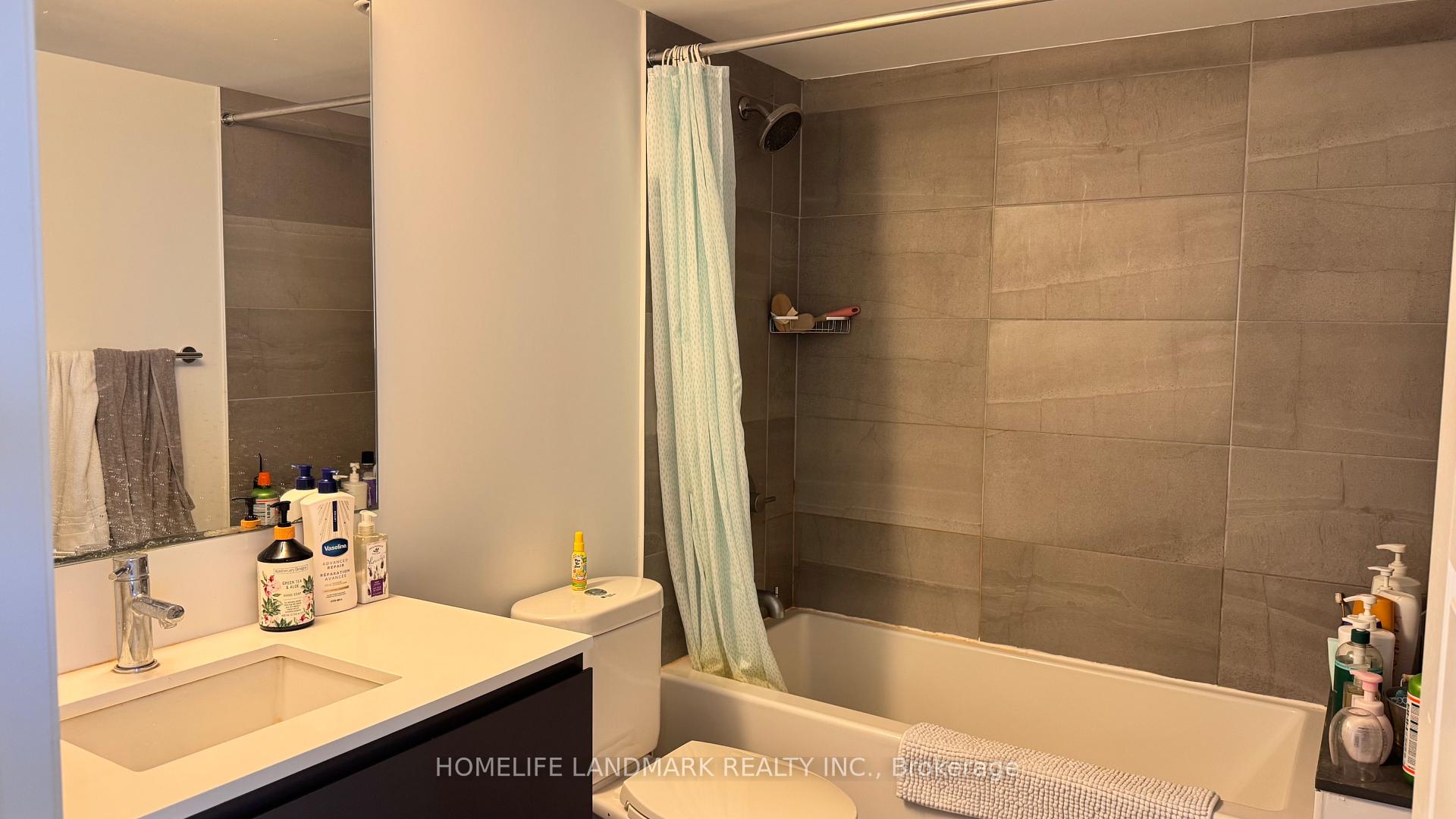 Photo 8 of Unit 1201, 15 Water Walk Drive, Markham, Unionville — HOMEH