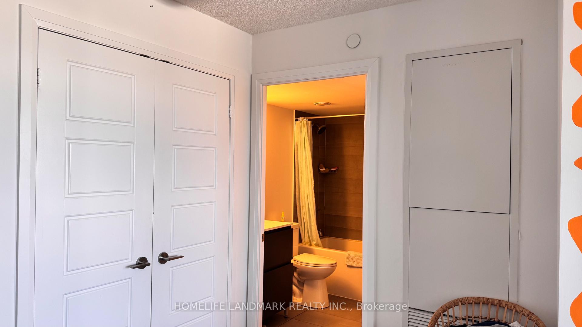 Photo 10 of Unit 1201, 15 Water Walk Drive, Markham, Unionville — HOMEH