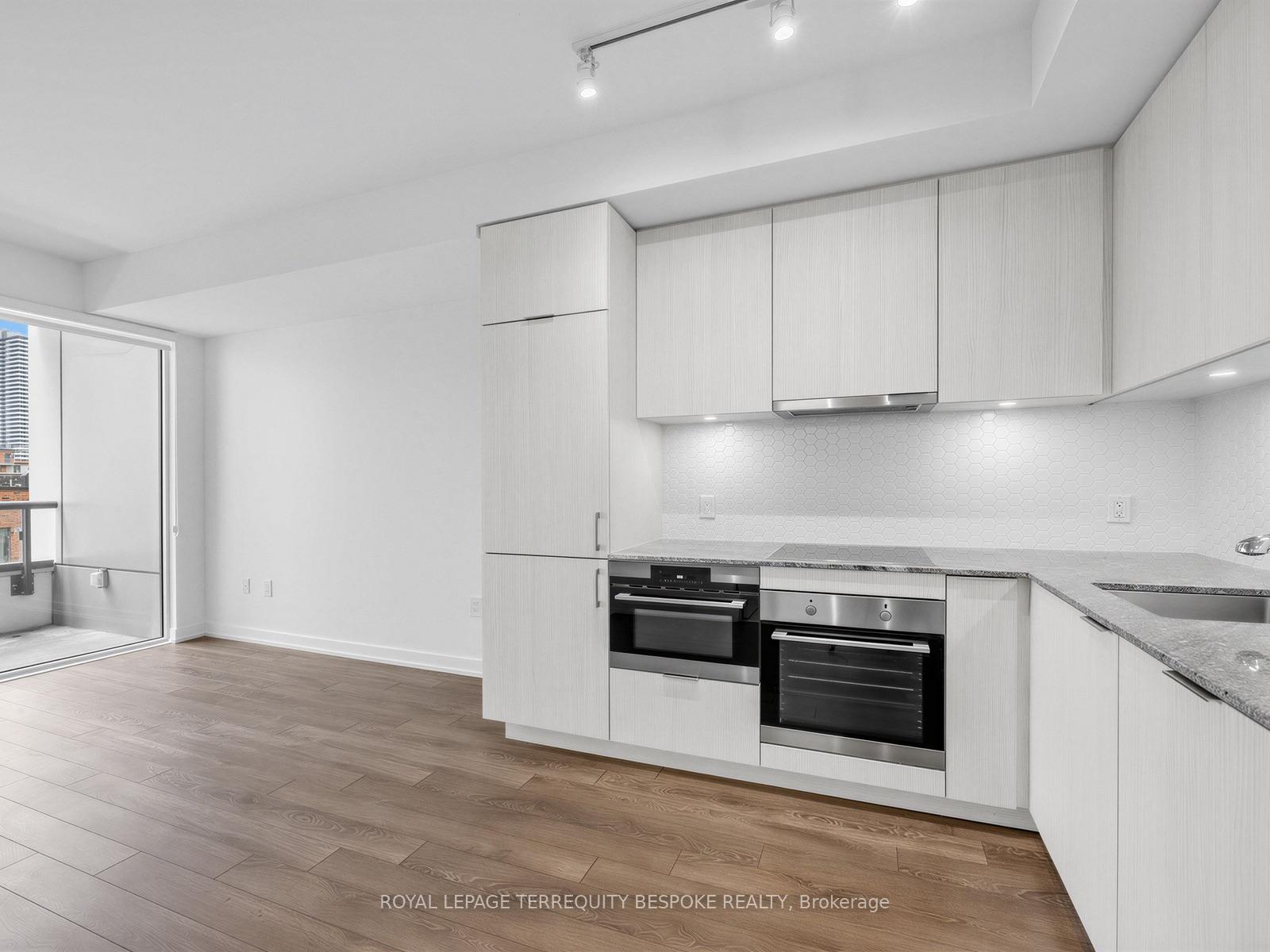Photo 6 of Unit 419, 158 Front Street E, Toronto, Moss Park — HOMEH