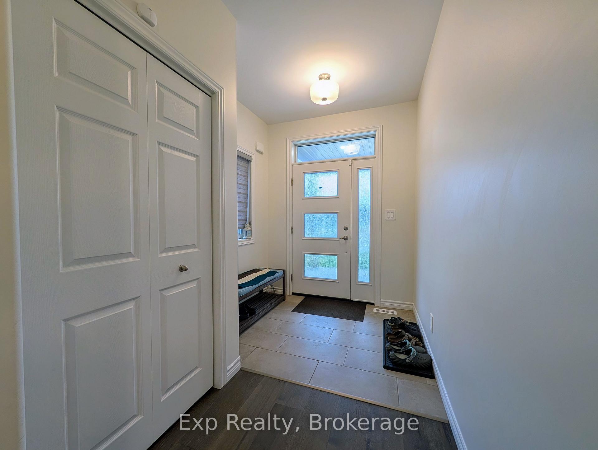 Photo 3 of 96 Athabaska Drive, Belleville, Thurlow Ward — HOMEH