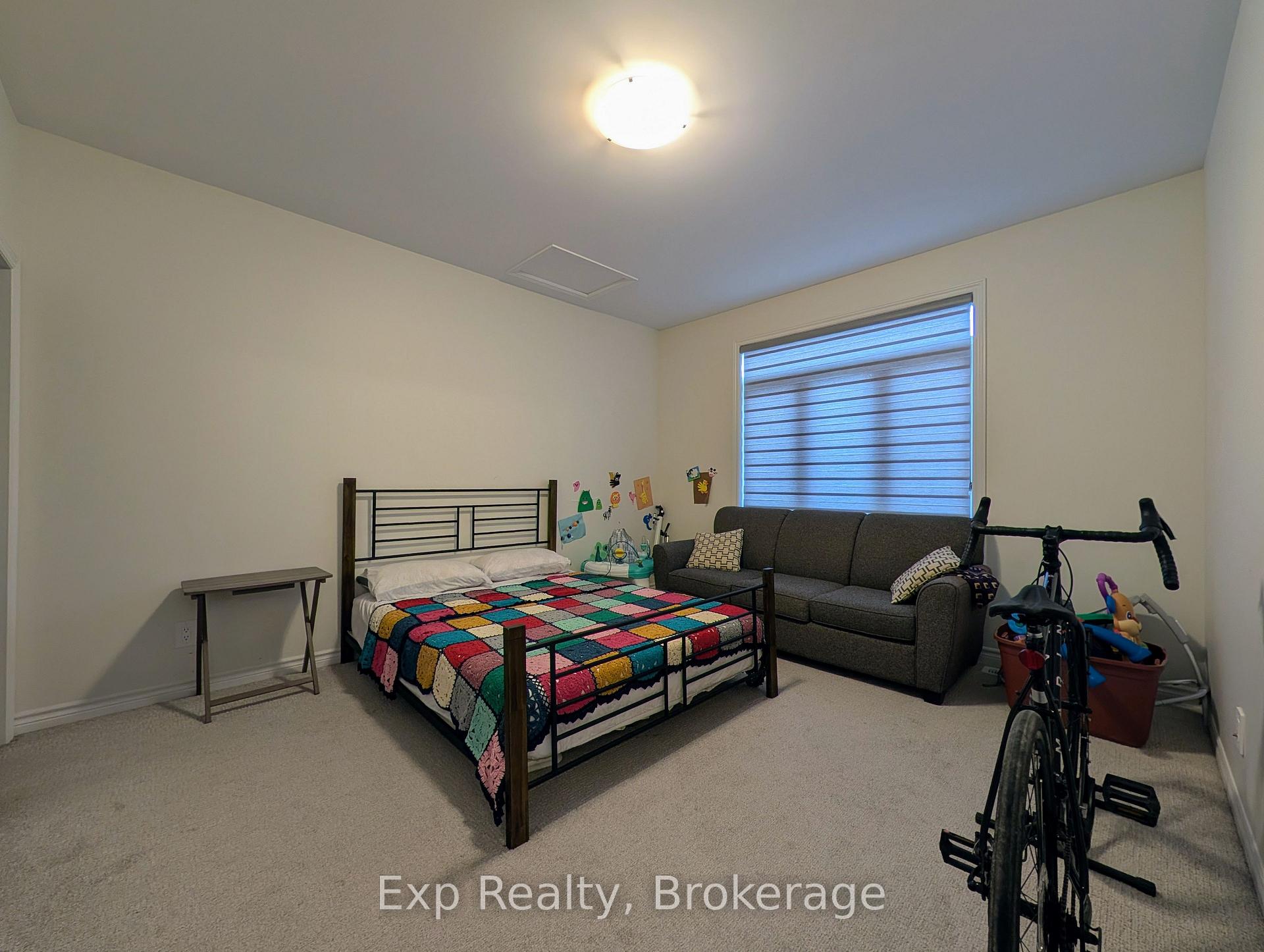 Photo 10 of 96 Athabaska Drive, Belleville, Thurlow Ward — HOMEH