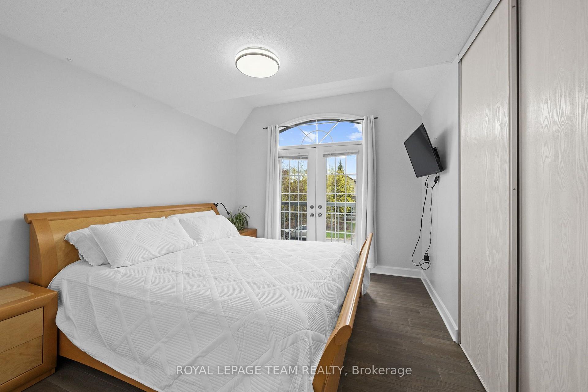 Photo 25 of 6936 Mary Anne Drive, Ottawa, Greely — HOMEH