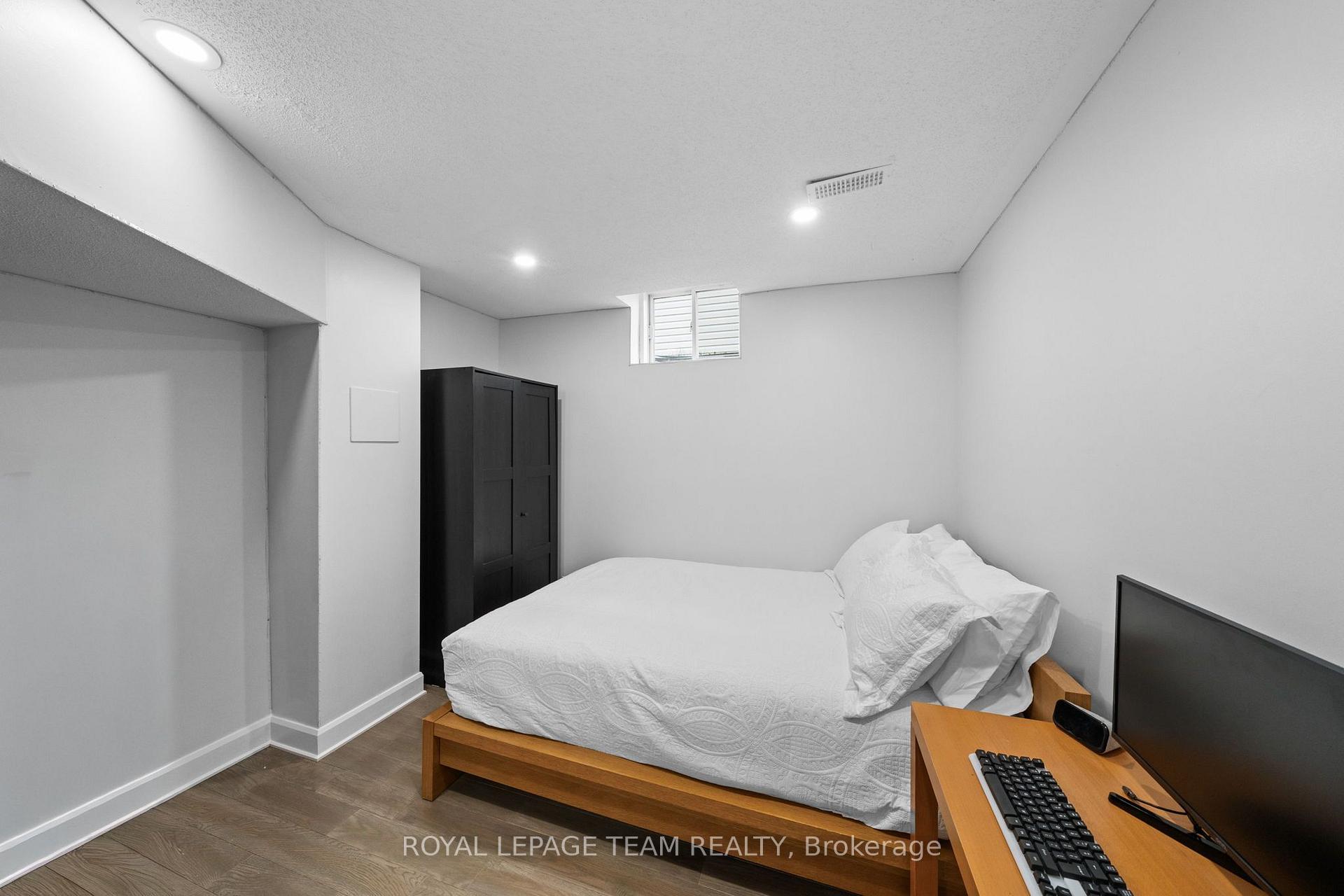 Photo 38 of 6936 Mary Anne Drive, Ottawa, Greely — HOMEH