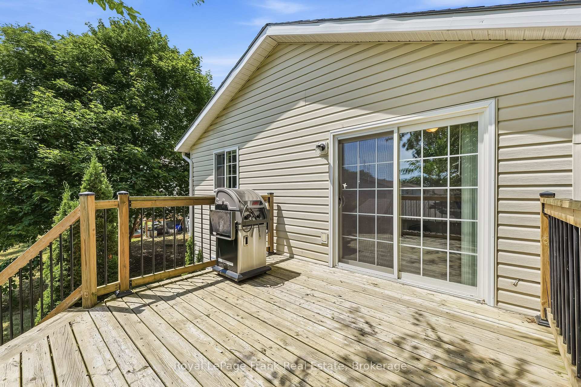 Photo 33 of 25 Barbara Street, Quinte West, Trenton Ward — HOMEH