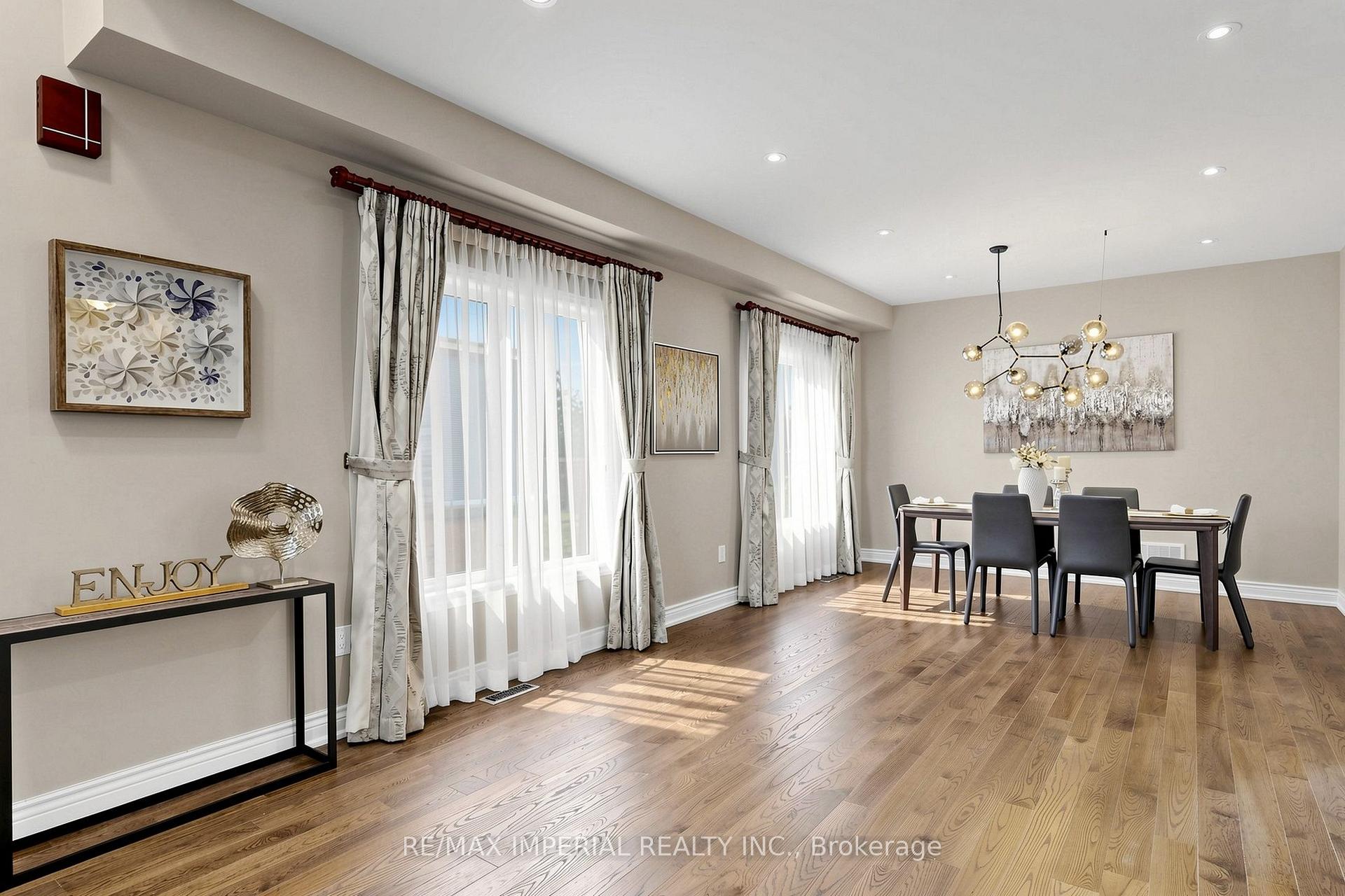 Photo 5 of 53 Rushingbrook Drive, Richmond Hill, Rouge Woods — HOMEH