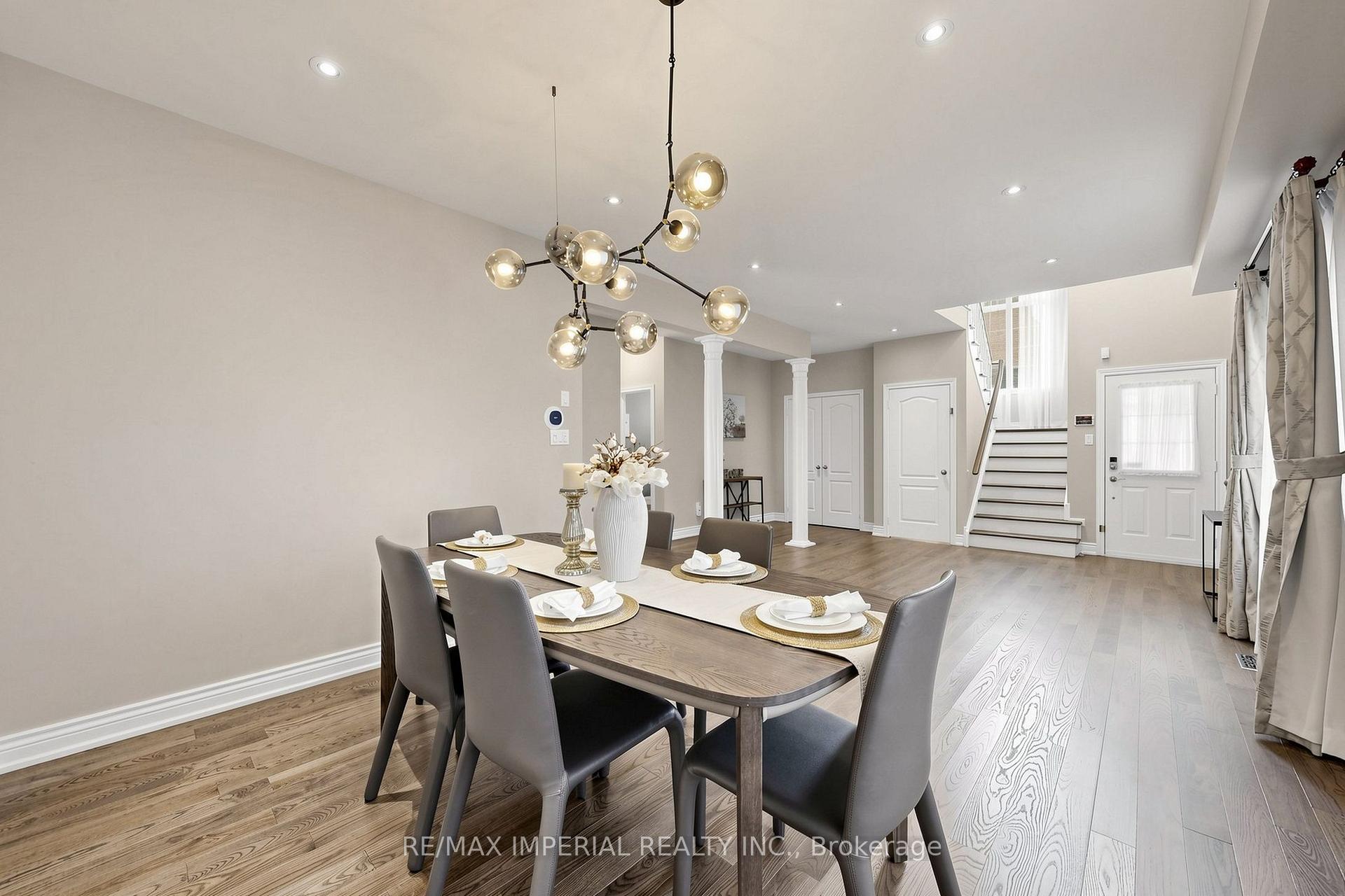 Photo 8 of 53 Rushingbrook Drive, Richmond Hill, Rouge Woods — HOMEH