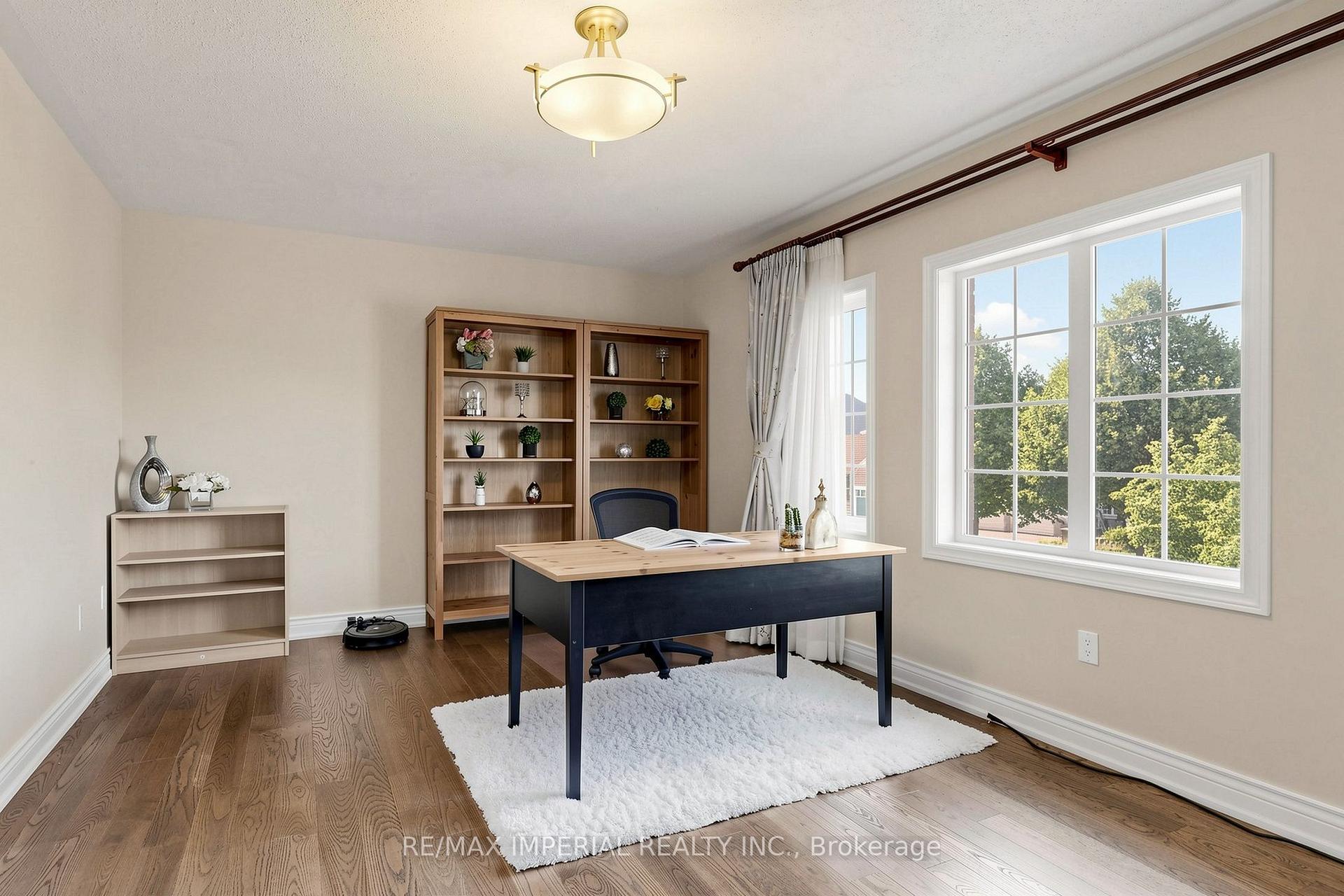 Photo 29 of 53 Rushingbrook Drive, Richmond Hill, Rouge Woods — HOMEH