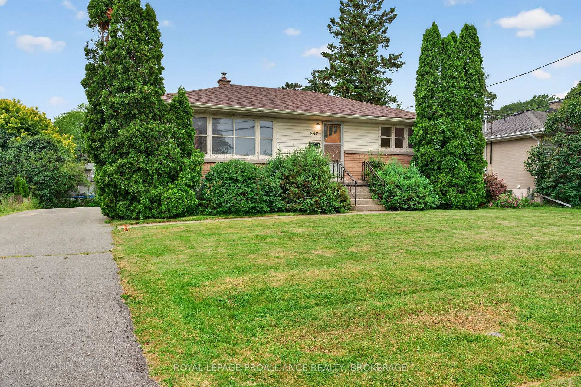 Photo 4 of 267 Lakeview Avenue, Kingston, City SouthWest — HOMEH