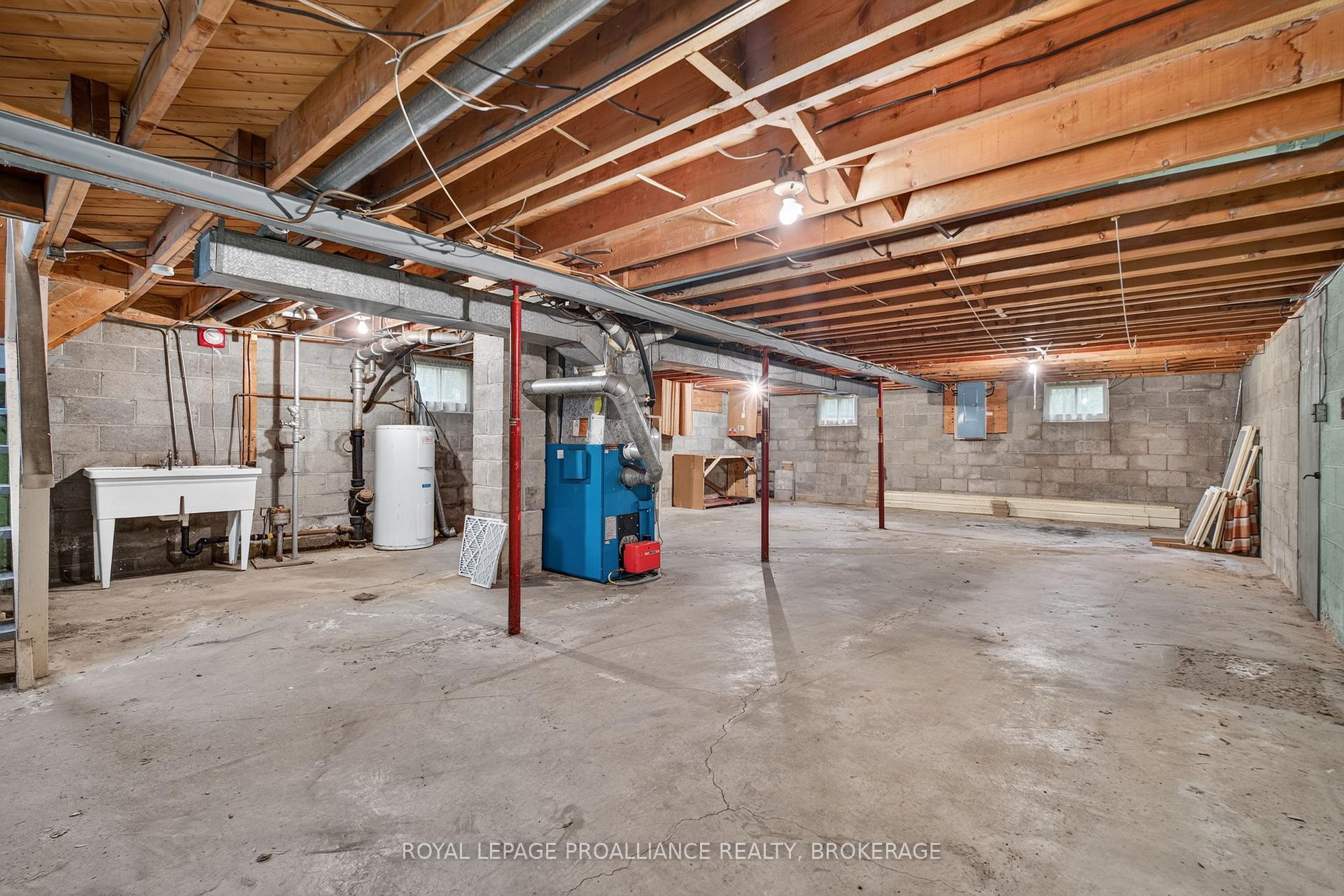 Photo 24 of 267 Lakeview Avenue, Kingston, City SouthWest — HOMEH